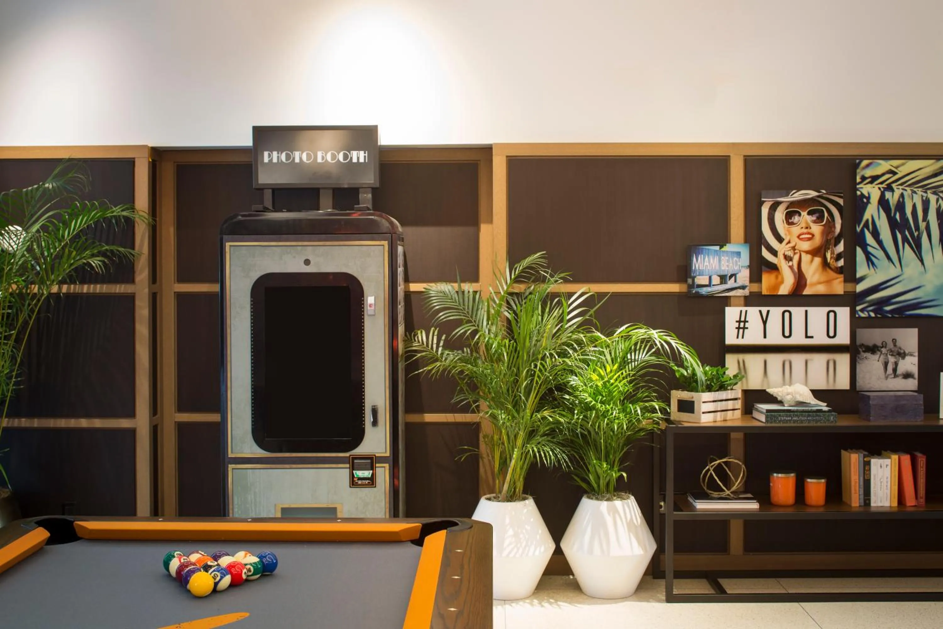 Communal lounge/ TV room in Generator Miami