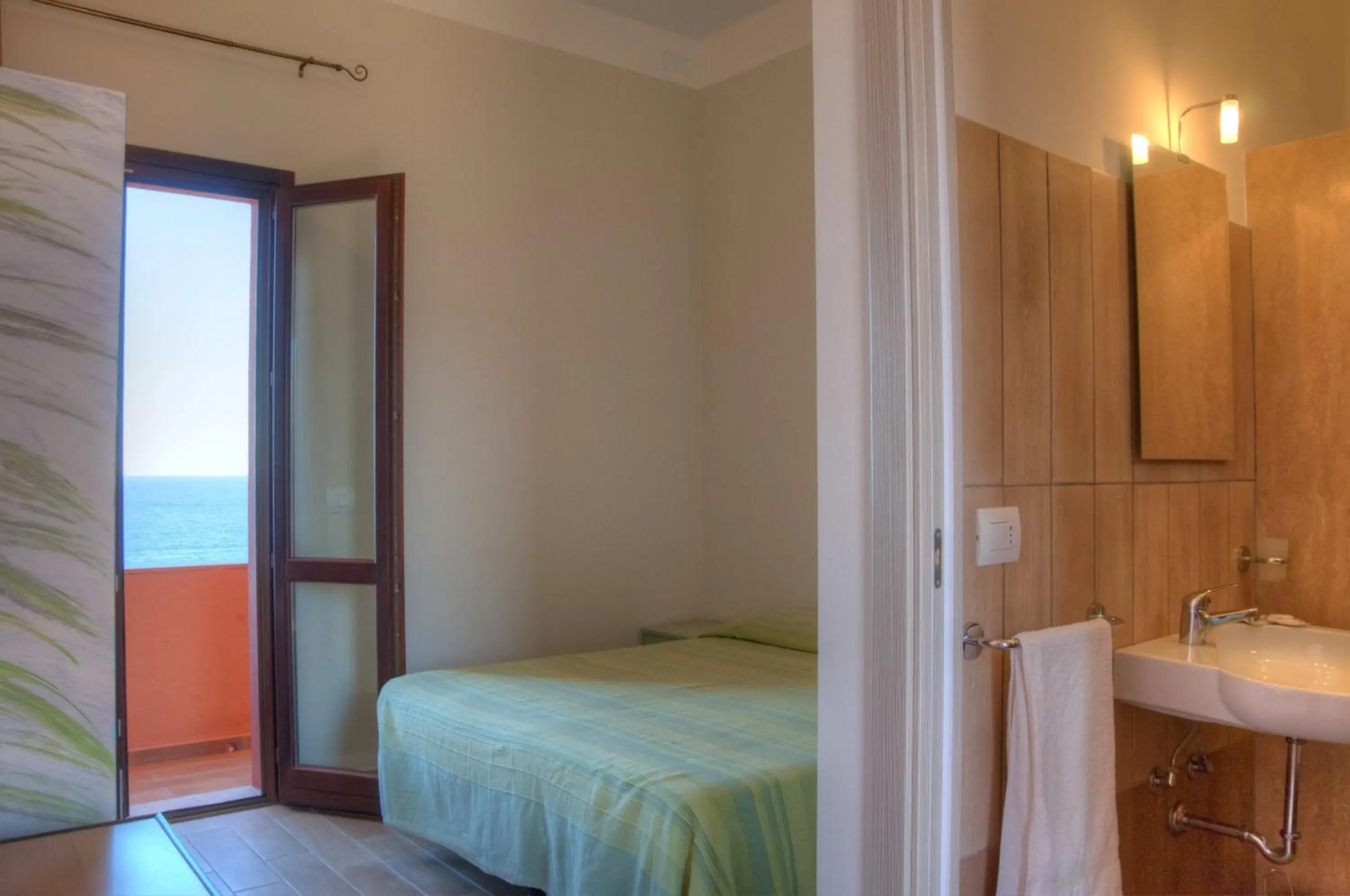 Double or Twin Room in Hotel Bue Marino Double or Twin Room in Hotel Bue Marino