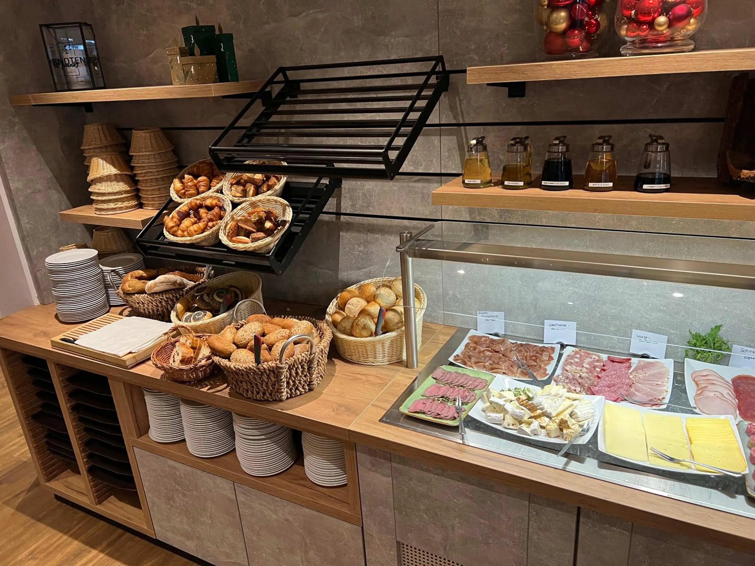 Food and drinks in Hotel Knotenpunkt