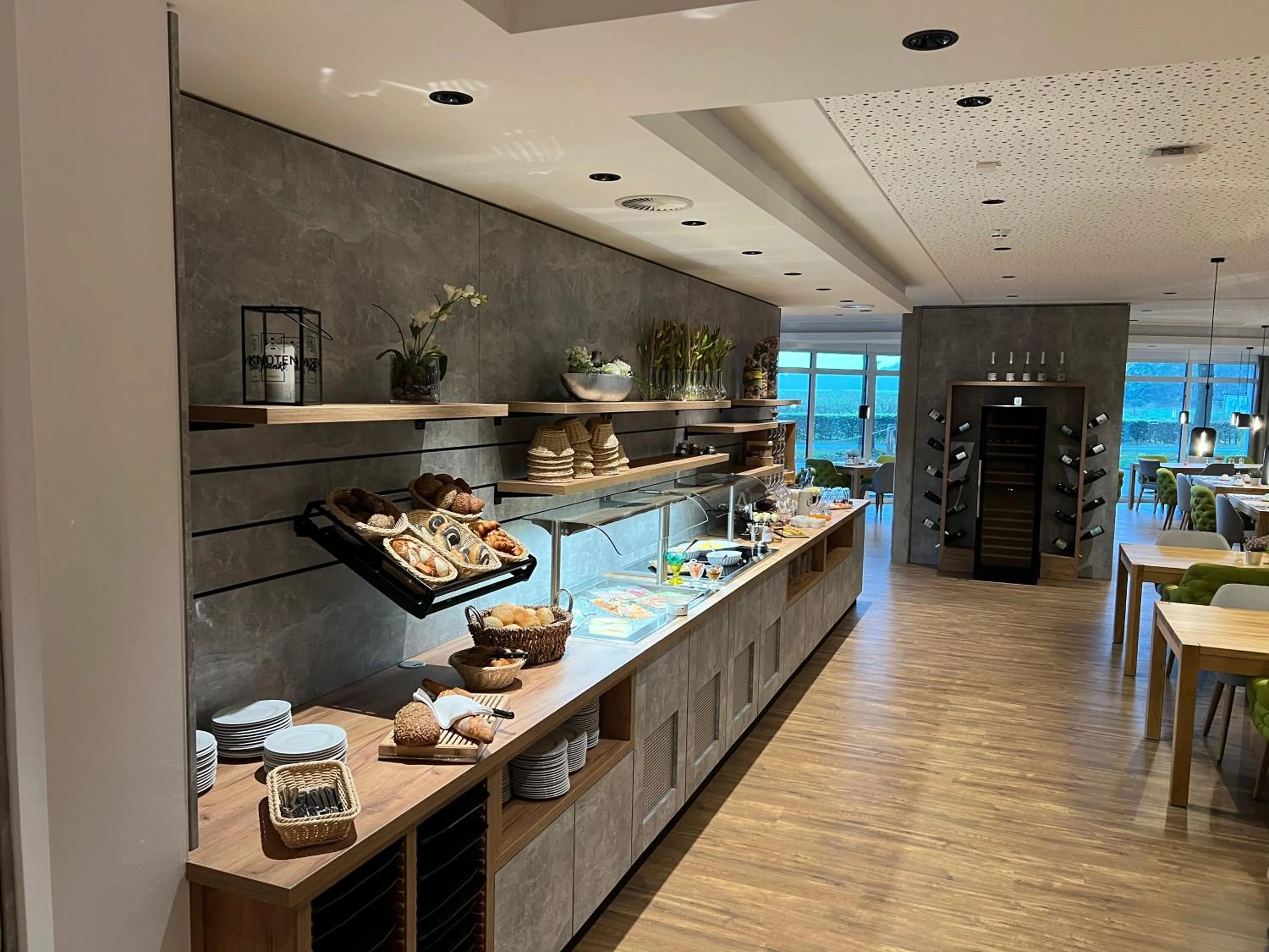 Restaurant/places to eat in Hotel Knotenpunkt