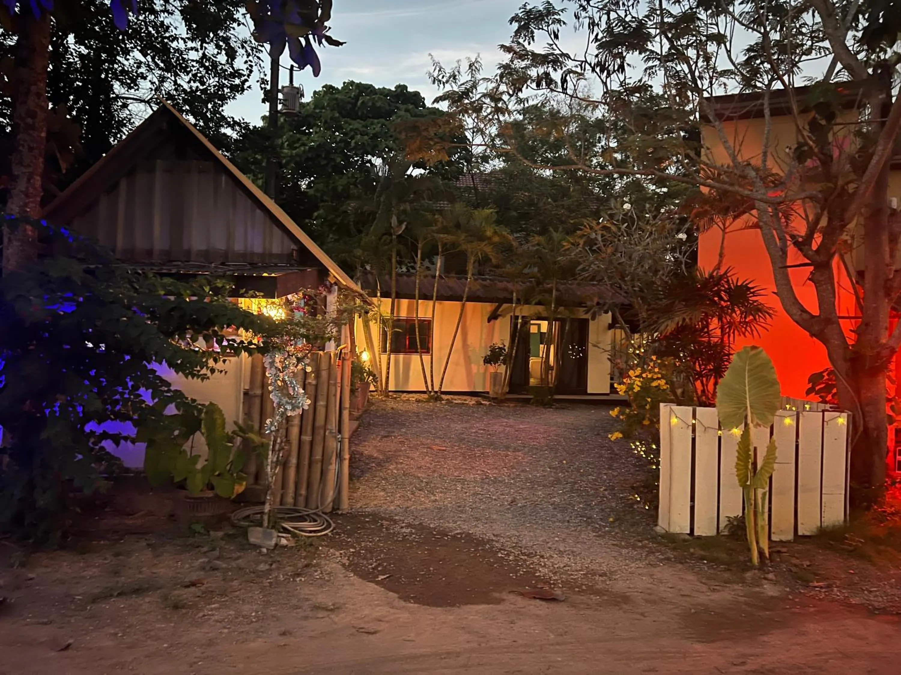 Property building in Escape-Cabins