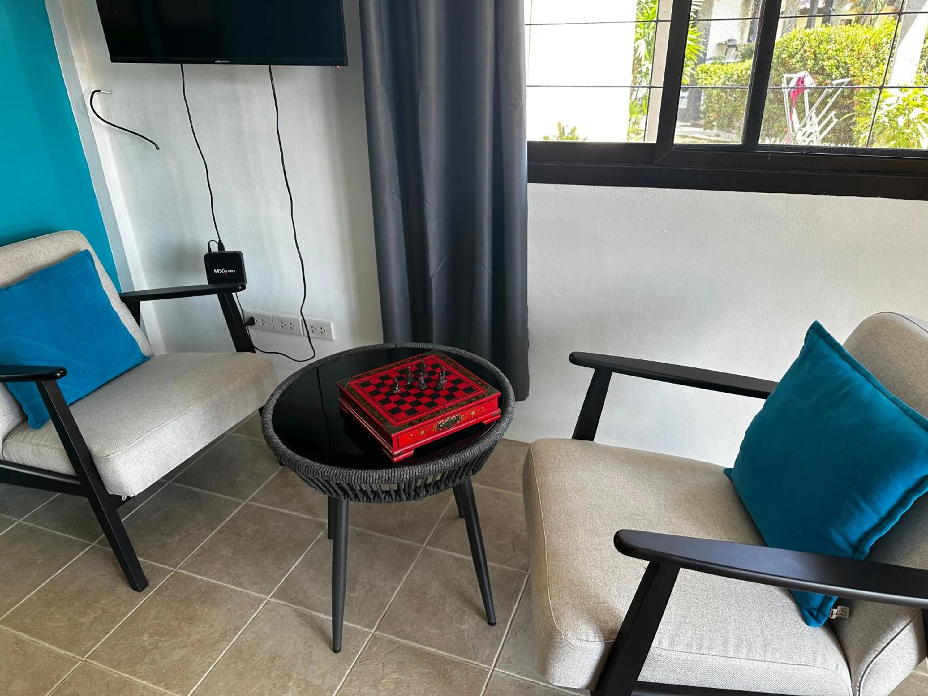 Seating area in Escape-Cabins