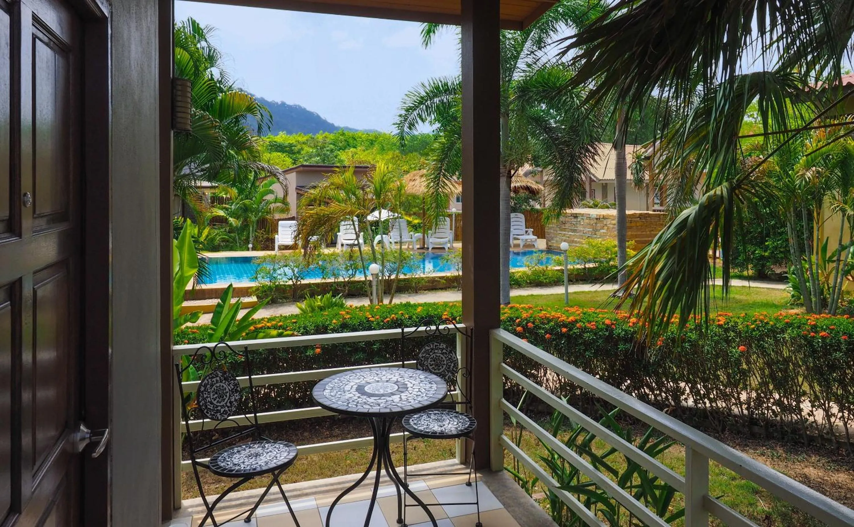 Day in Escape-Cabins