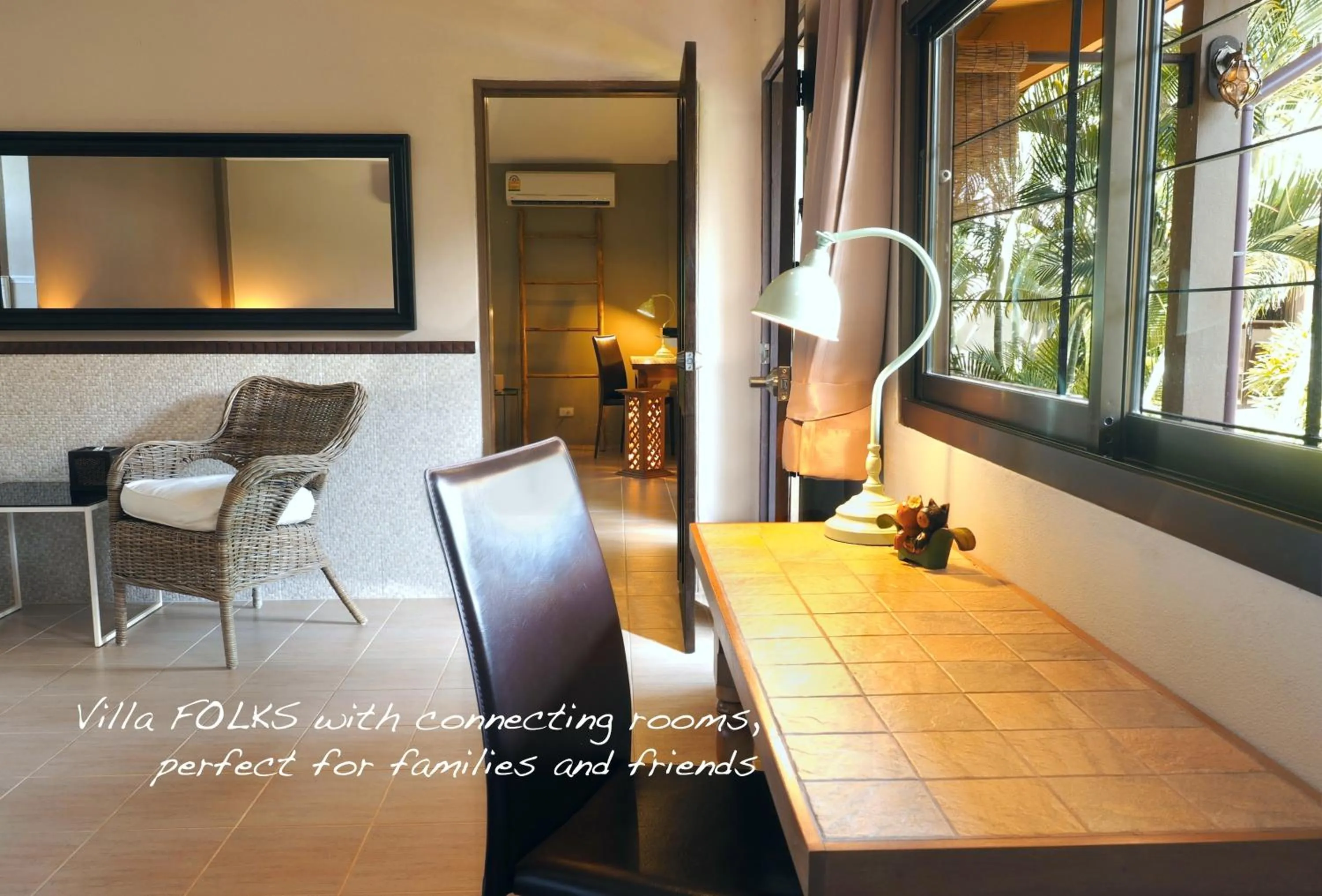 Seating area in Escape-Cabins