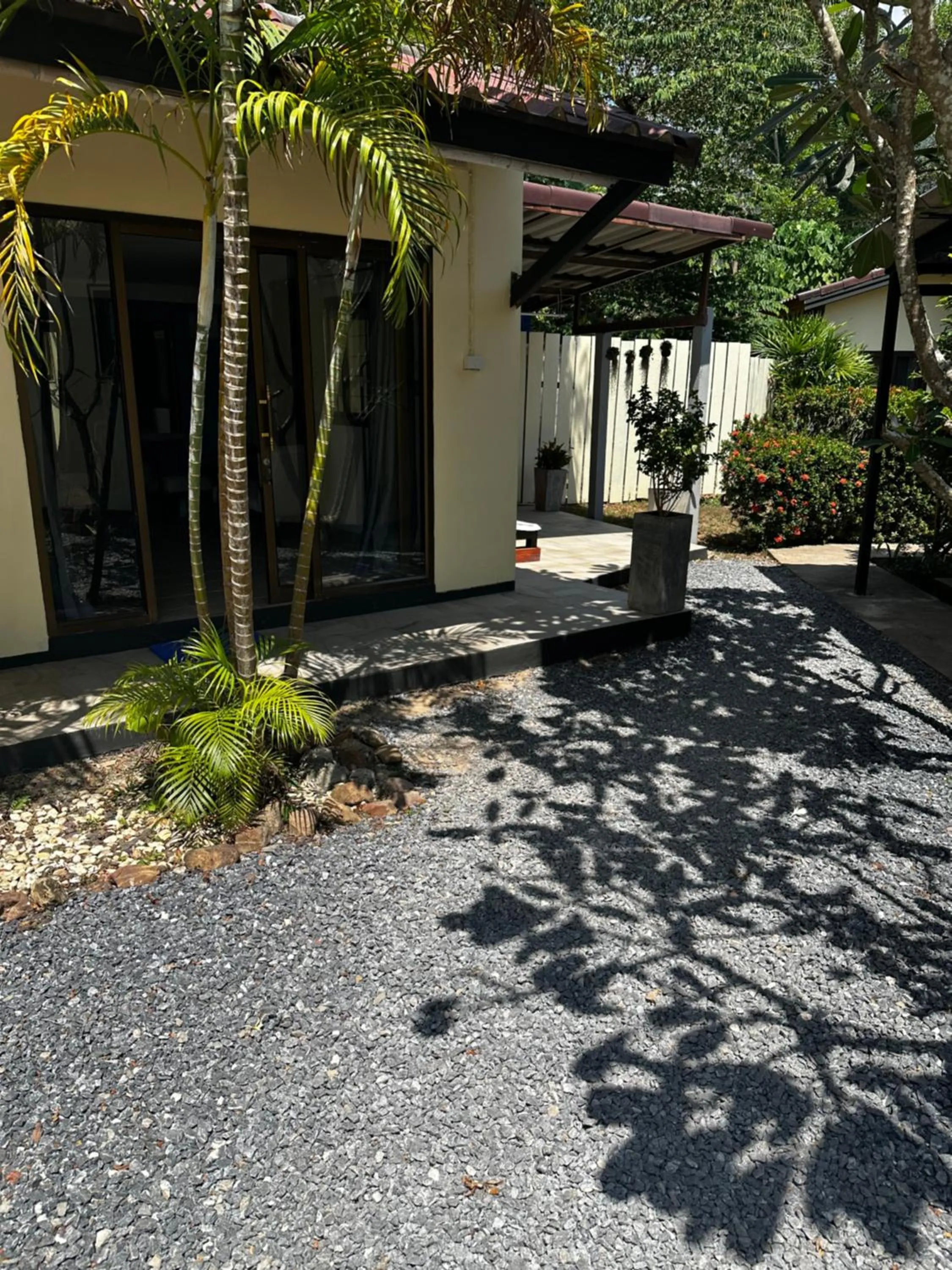 Property building in Escape-Cabins