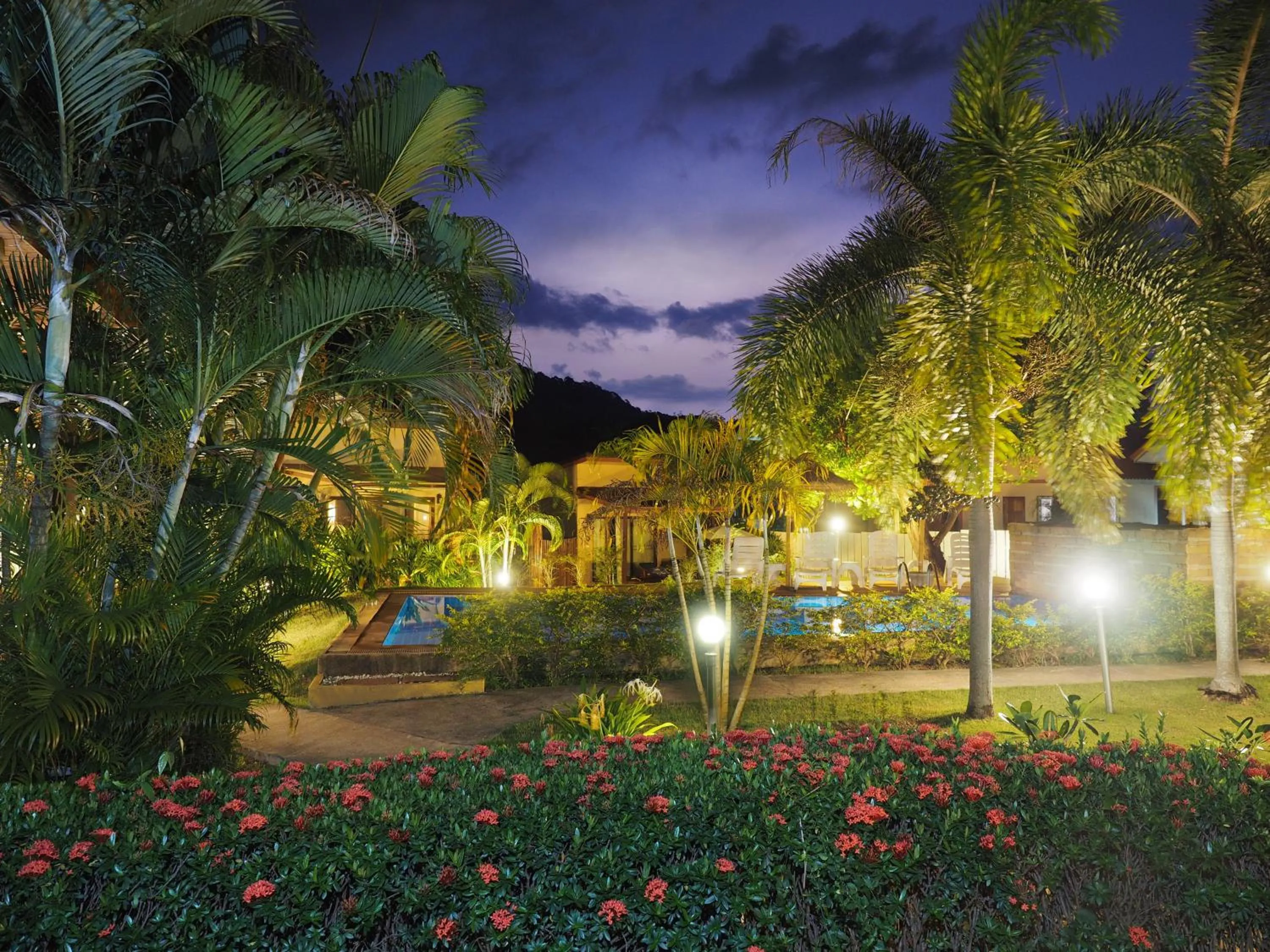 Property building in Escape-Cabins