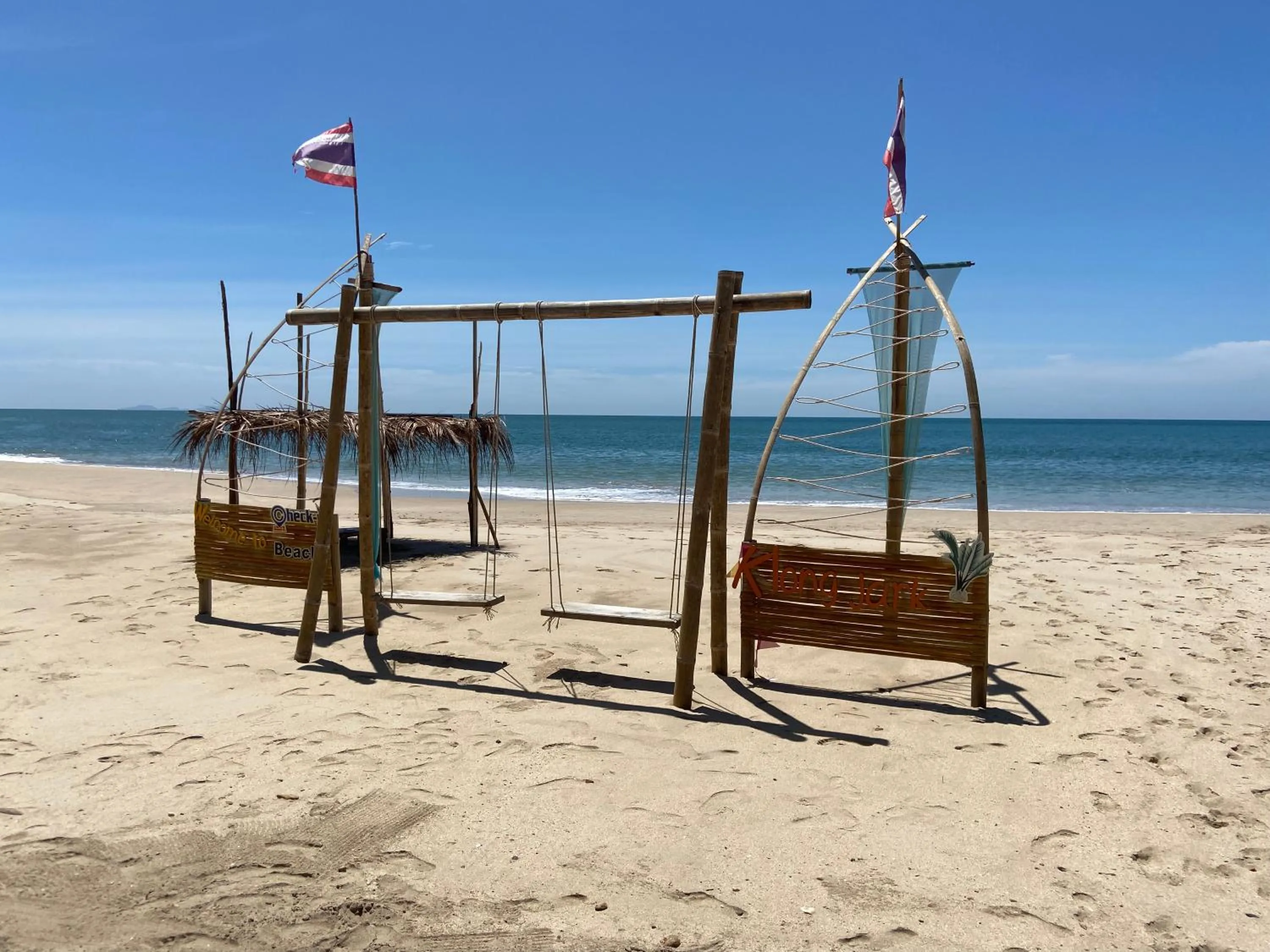 Beach in Escape-Cabins