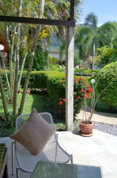 Garden in Escape-Cabins