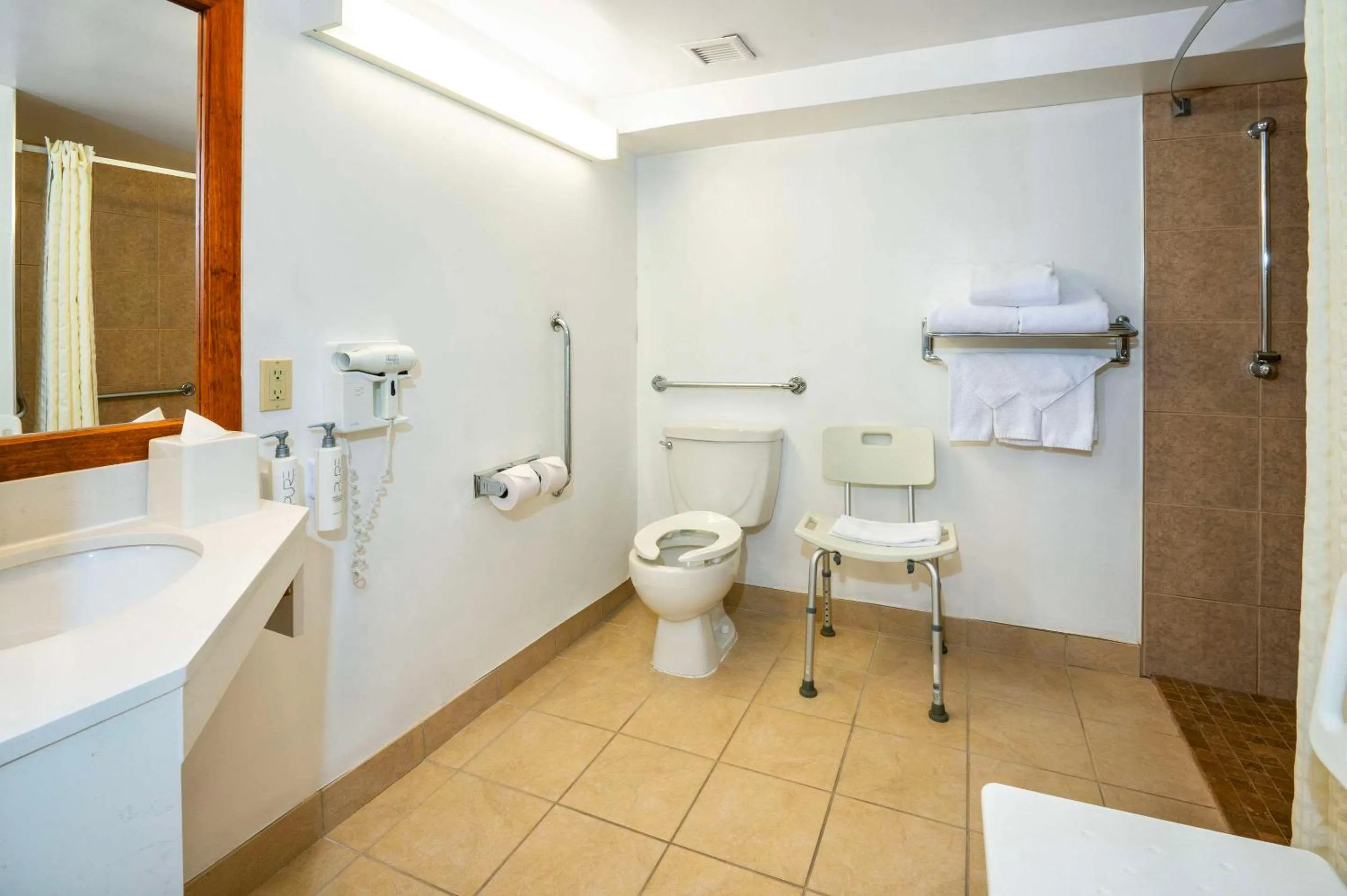 Bedroom in Hidden Valley Resort, an Ascend Collection Resort