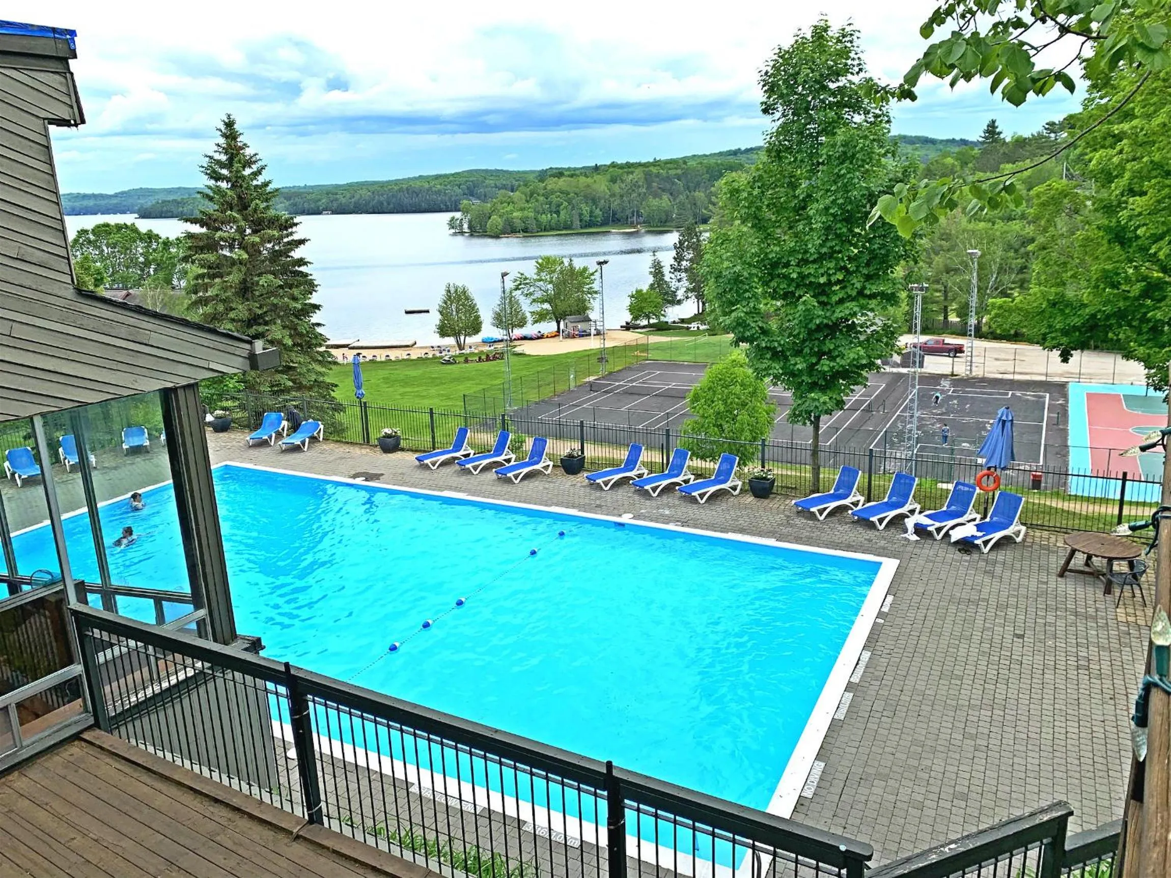 Swimming pool in Hidden Valley Resort, an Ascend Collection Resort