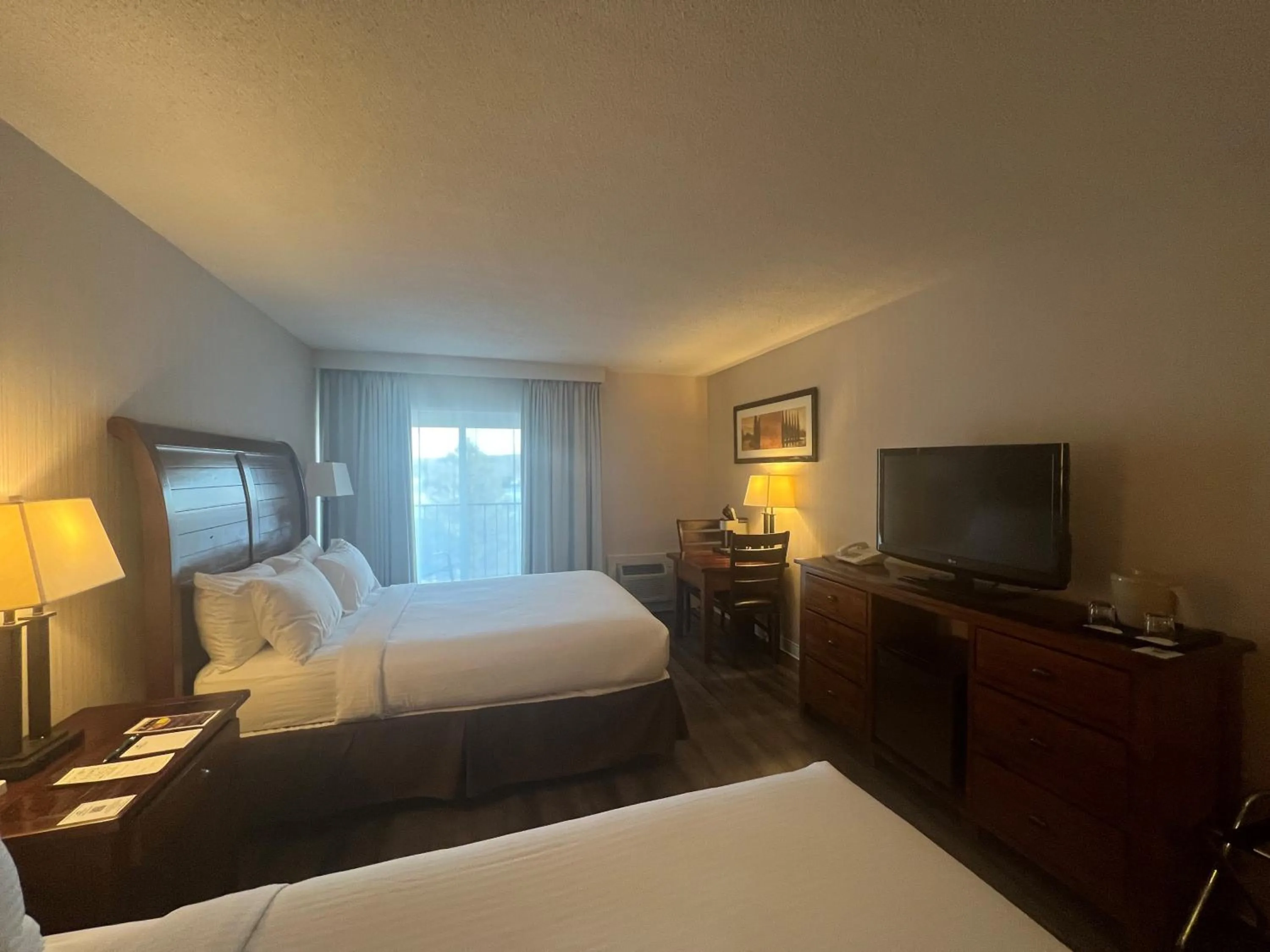 Bed in Hidden Valley Resort, an Ascend Collection Resort