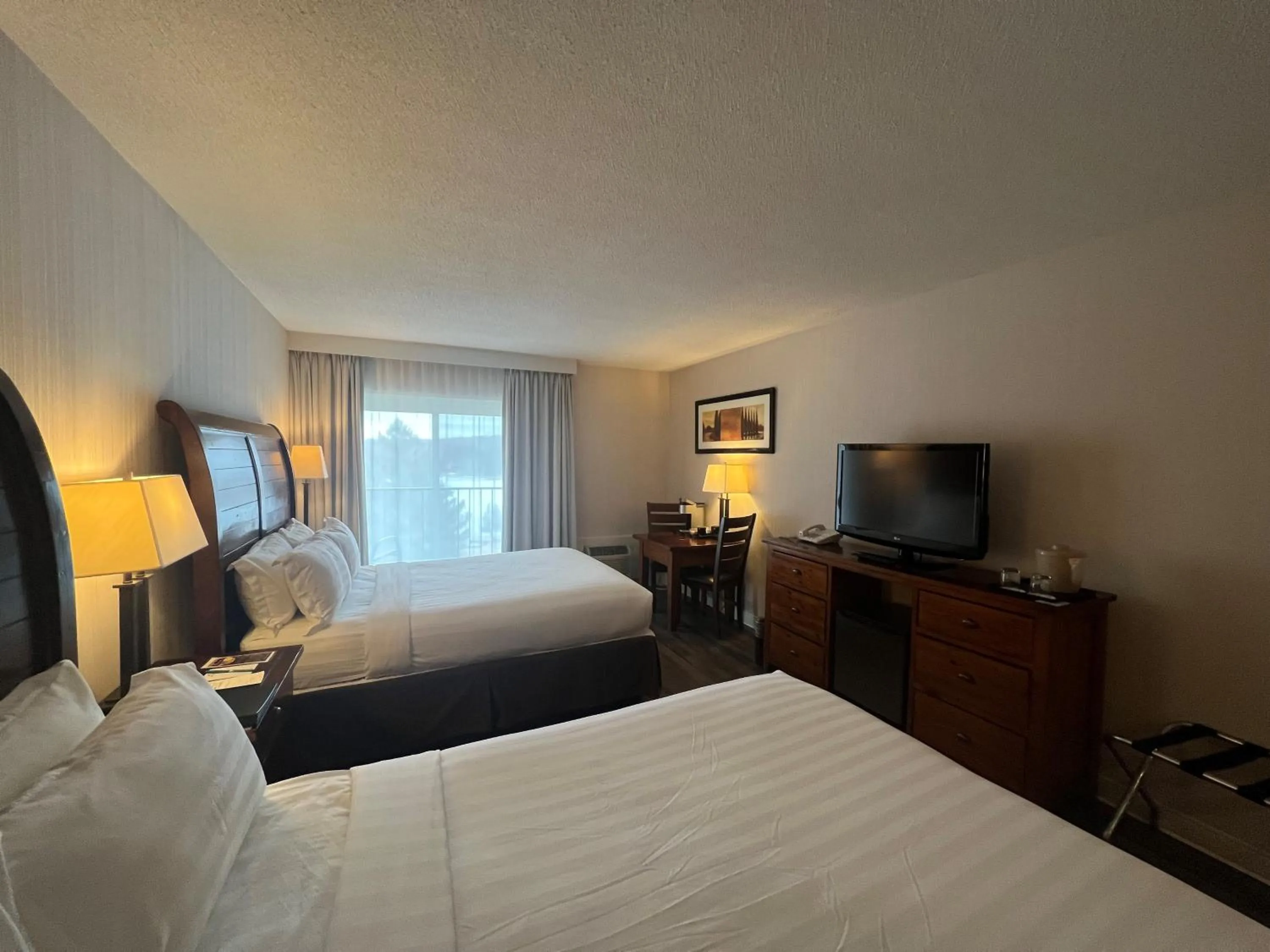 Bed in Hidden Valley Resort, an Ascend Collection Resort