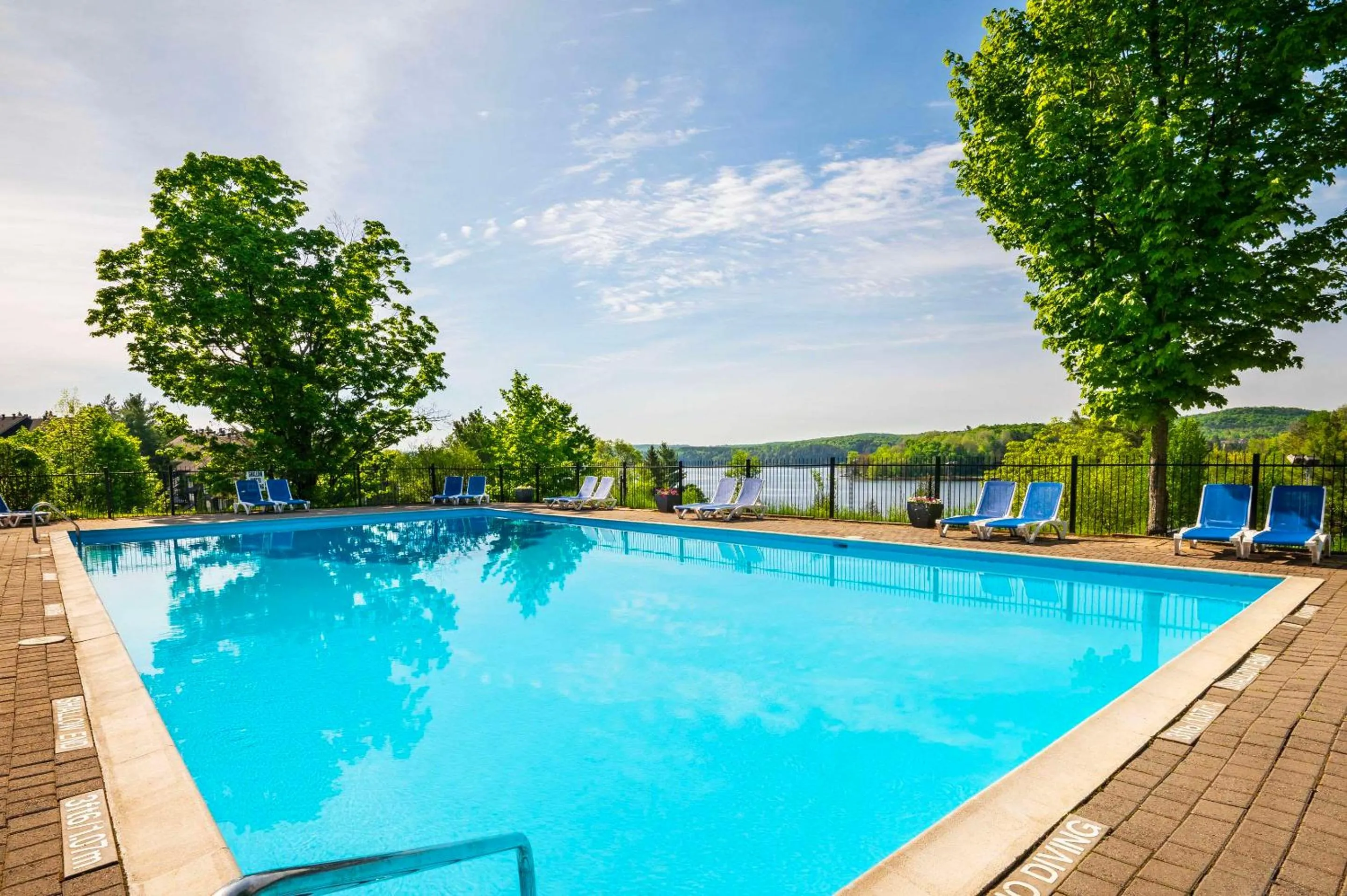 Swimming pool in Hidden Valley Resort, an Ascend Collection Resort