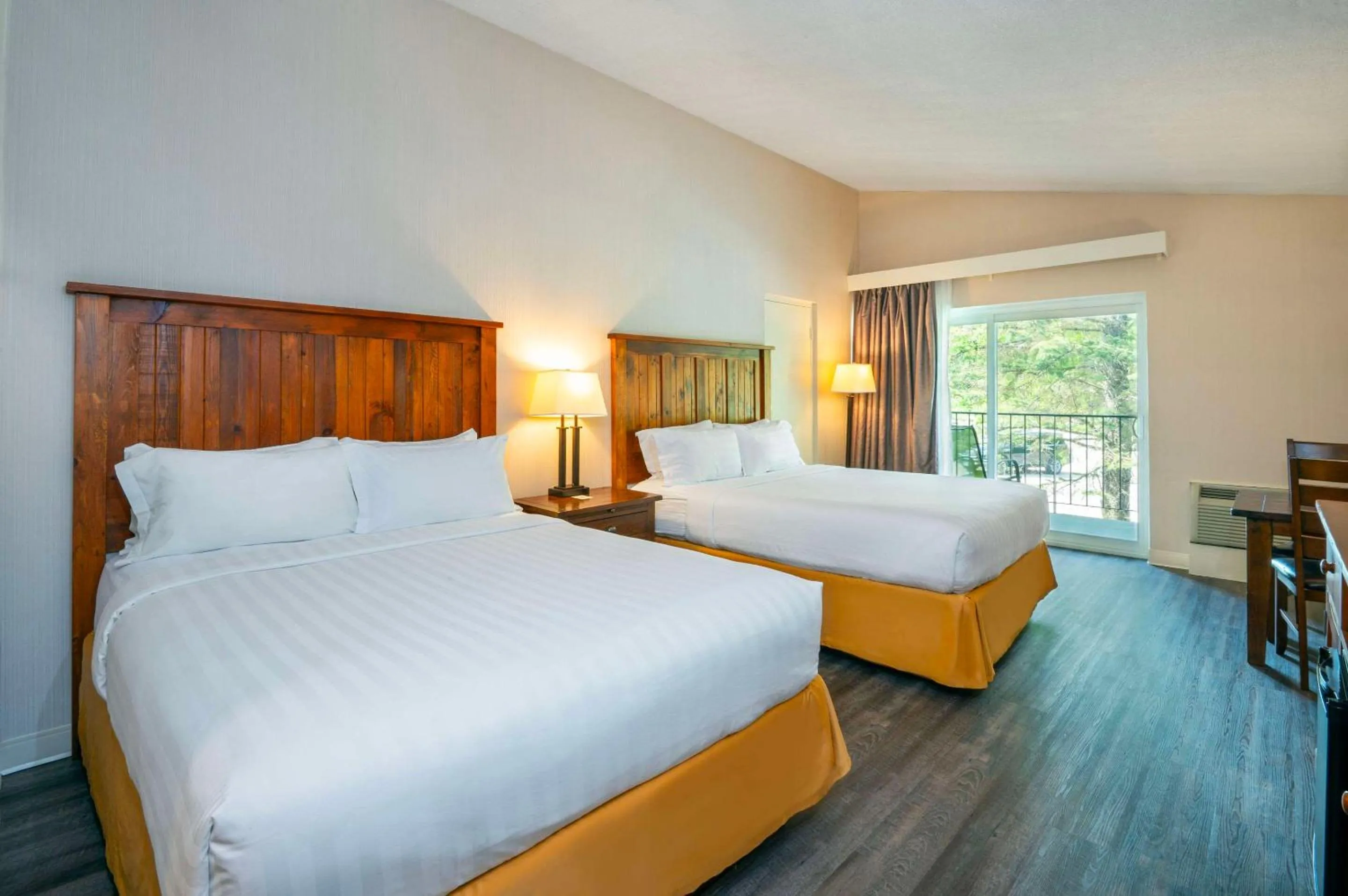 Bedroom, Bed in Hidden Valley Resort, an Ascend Collection Resort