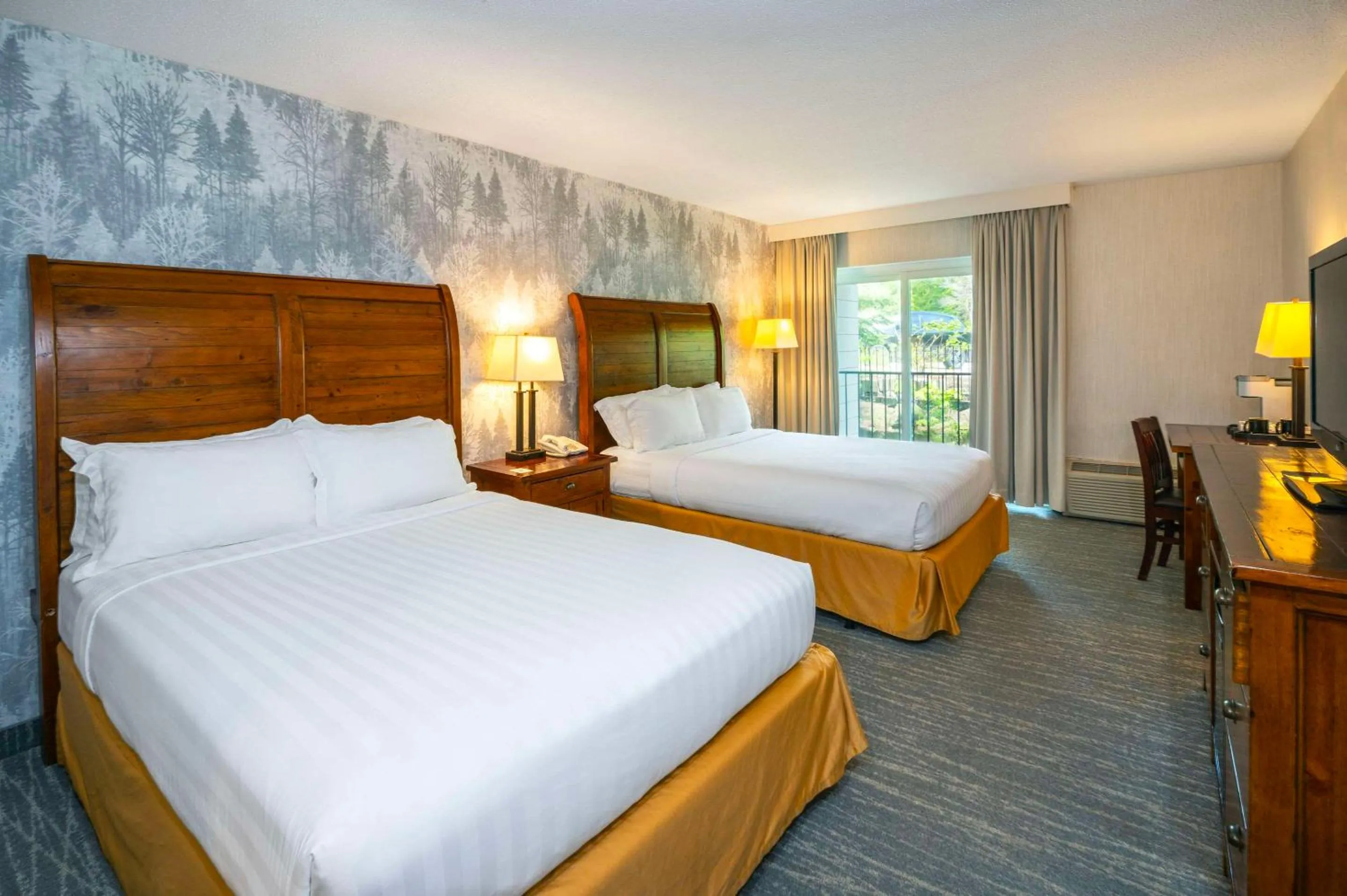 Bedroom, Bed in Hidden Valley Resort, an Ascend Collection Resort