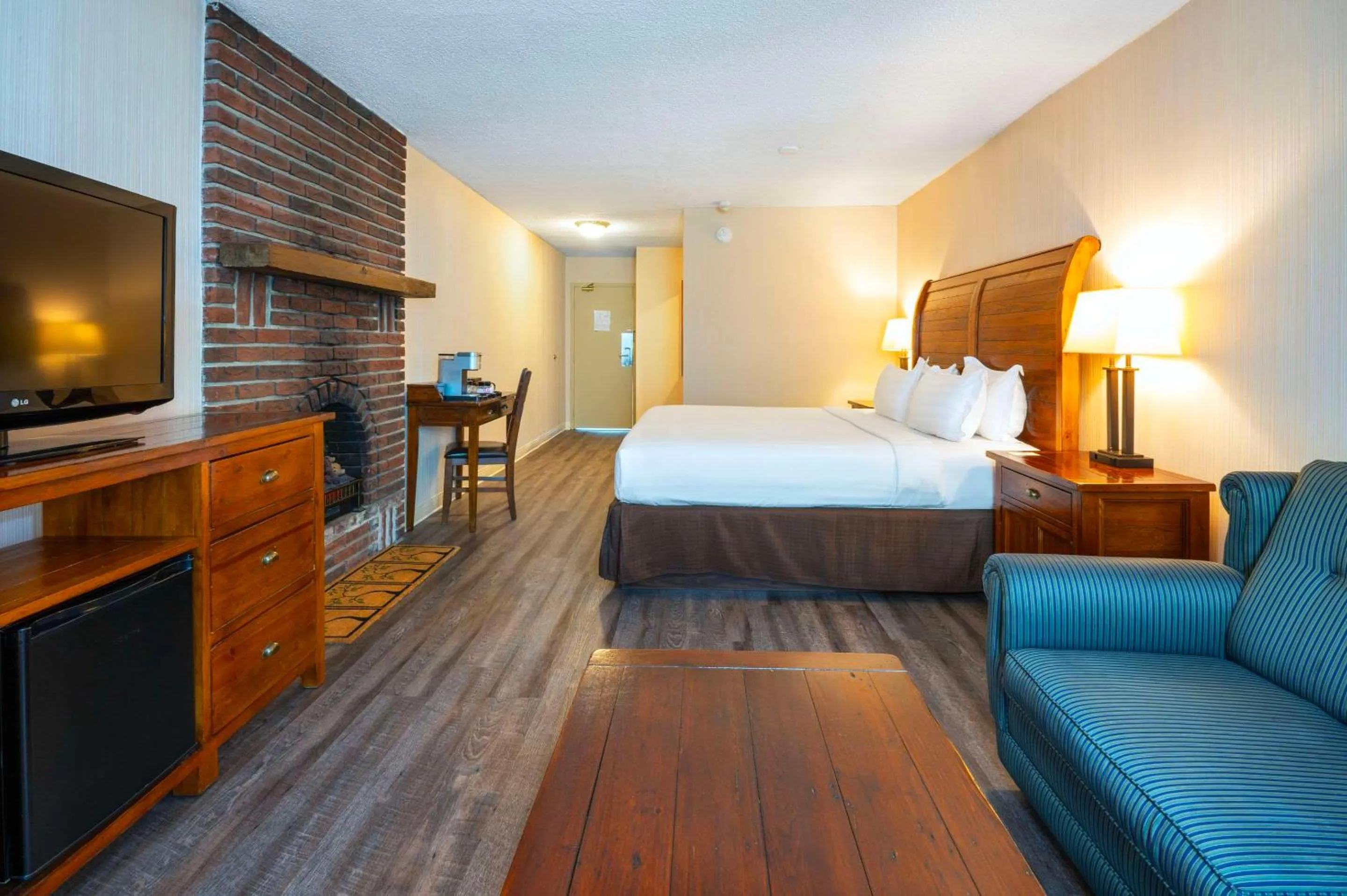 Bedroom, Bed in Hidden Valley Resort, an Ascend Collection Resort