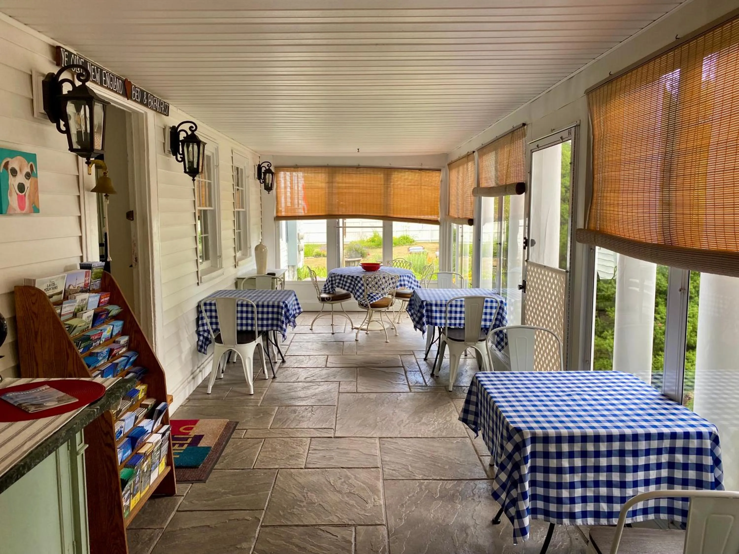 Holiday Guest House Bed & Breakfast