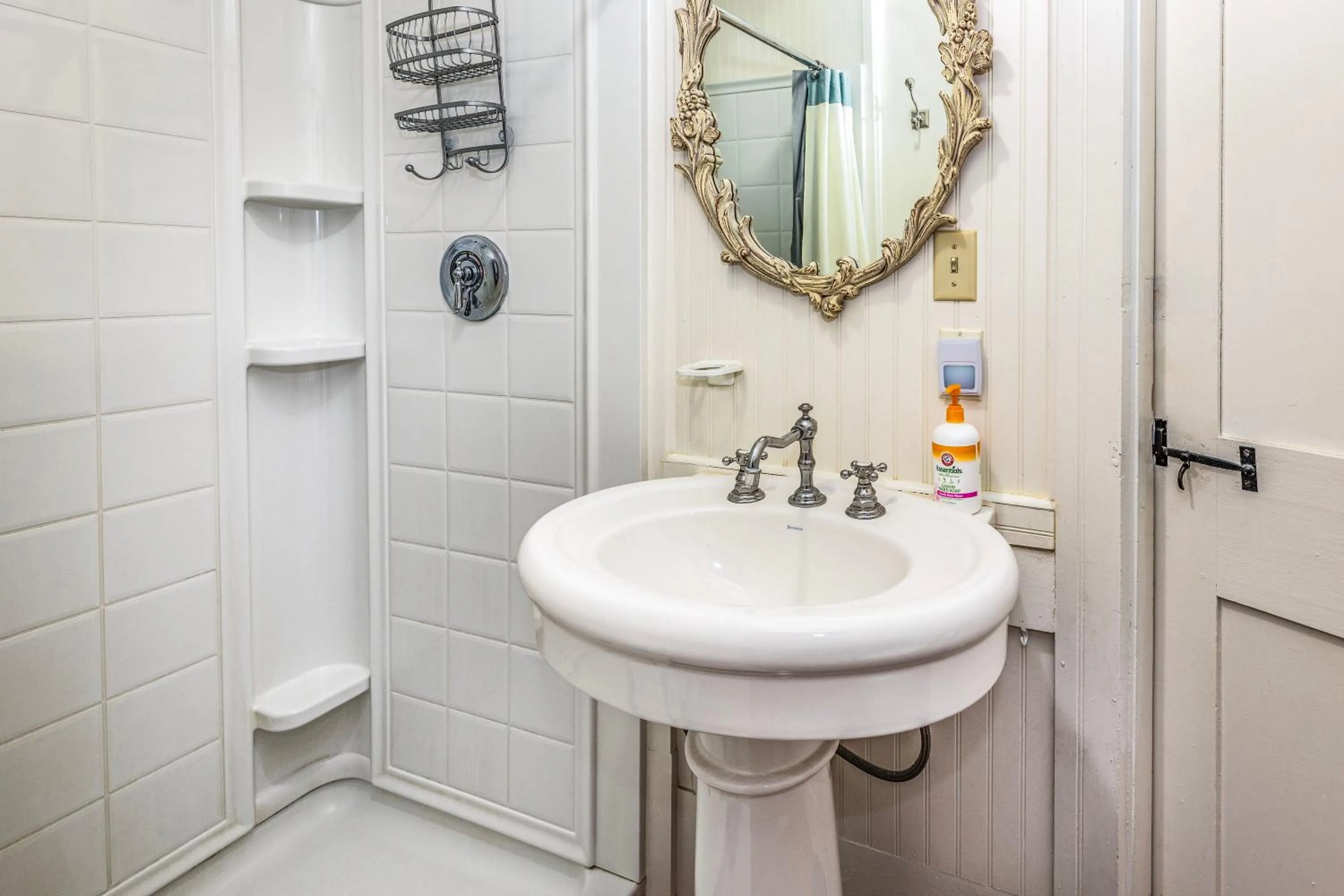 Holiday Guest House Bed & Breakfast