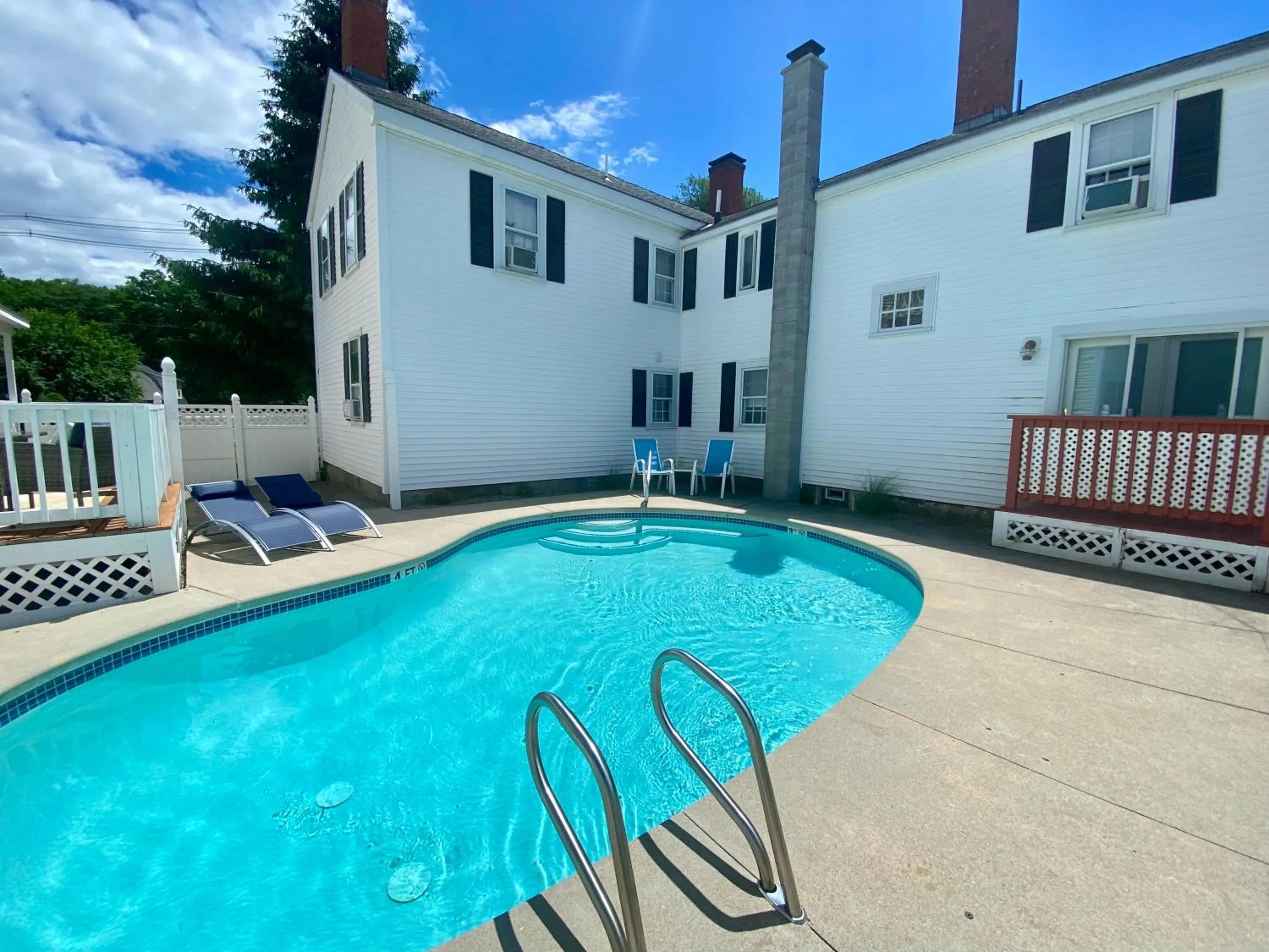 Holiday Guest House Bed & Breakfast