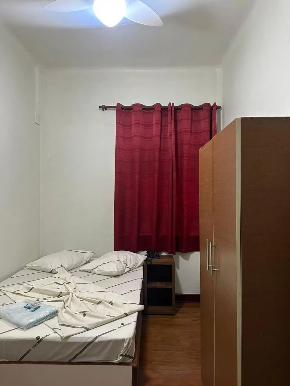 Standard Single Room with Shared Bathroom - single occupancy in Hotel Moraes próximo a 25 de Março, Brás e Bom Retiro - Reserve agora e só pague no check-in