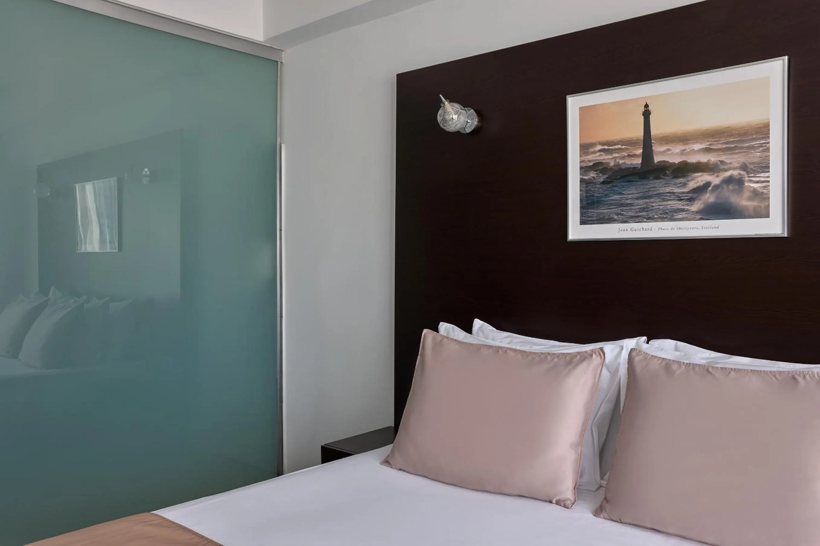 Bed in Breeze Boutique Athens by Prima Hotels