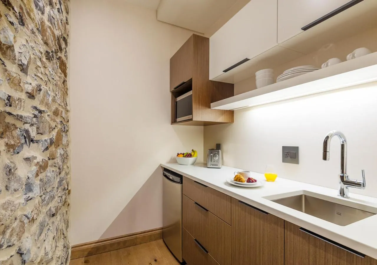 Kitchen or kitchenette in La Maison Kent - Par Aneyro