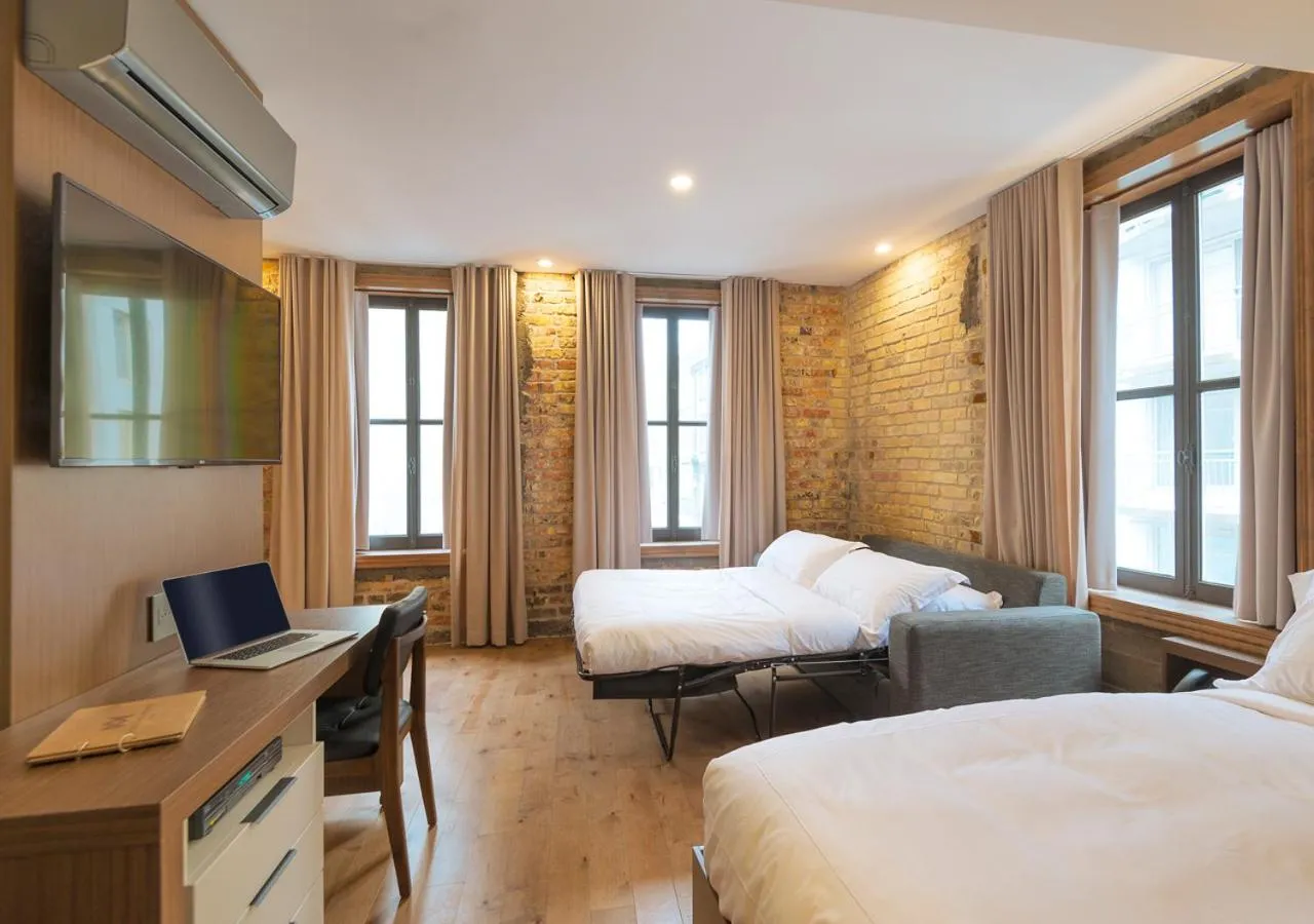 Photo of the whole room, Bed in La Maison Kent - Par Aneyro