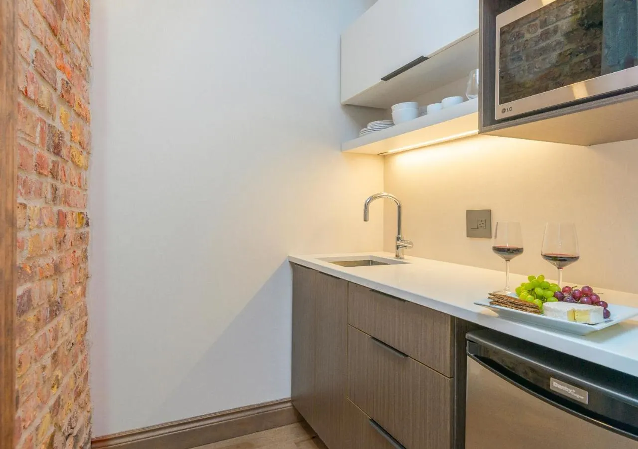 Kitchen or kitchenette in La Maison Kent - Par Aneyro