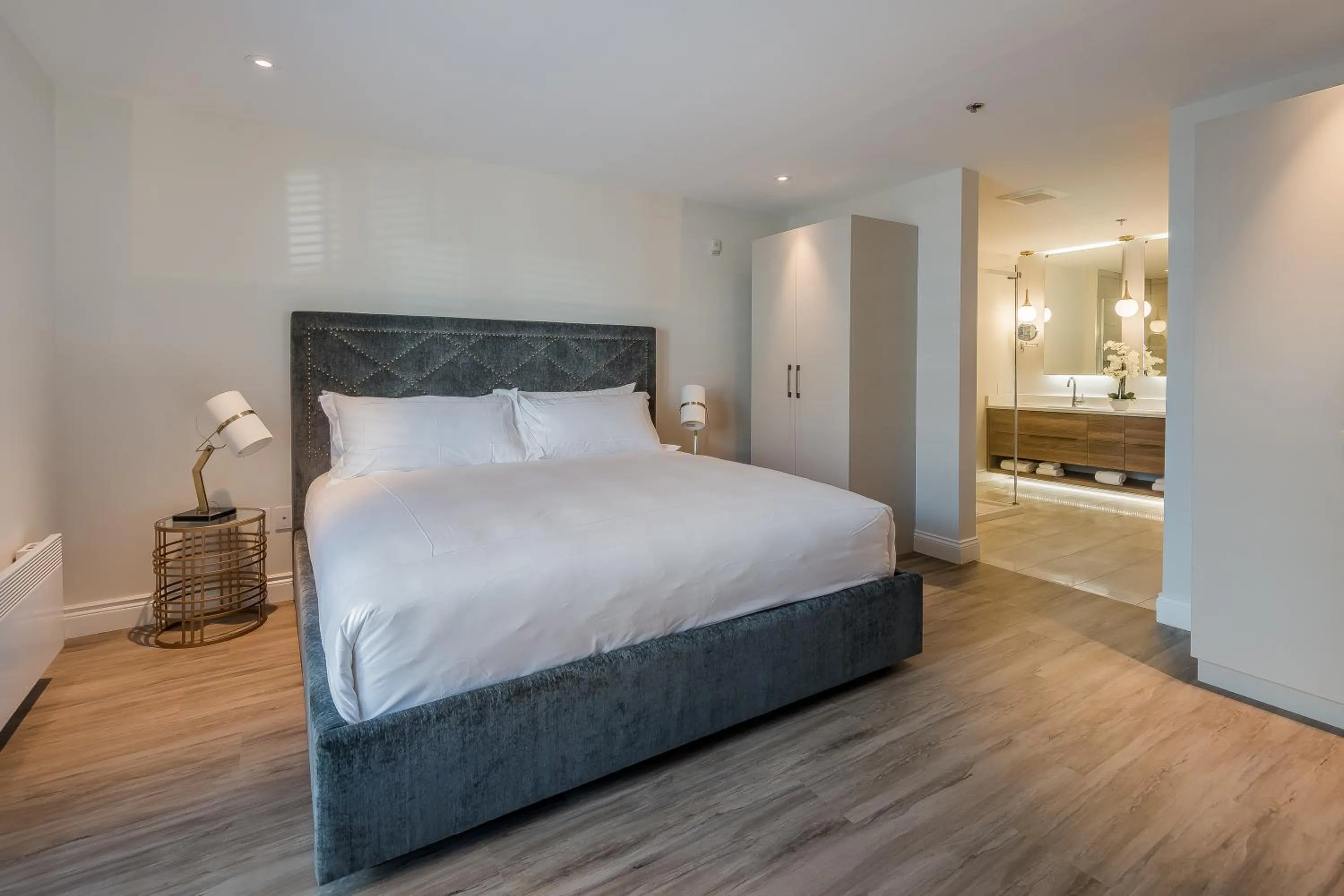 Bed in La Maison Kent - Par Aneyro