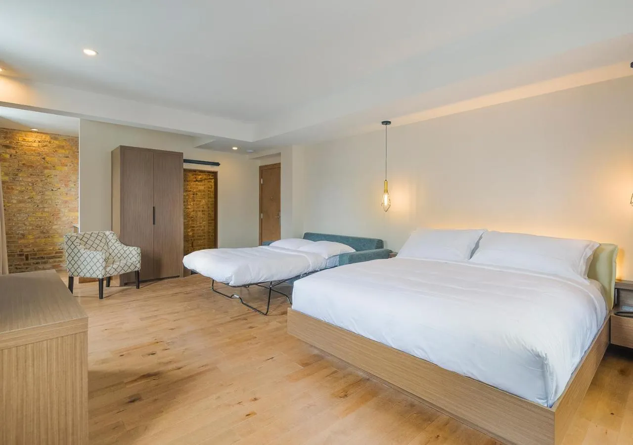 Photo of the whole room, Bed in La Maison Kent - Par Aneyro