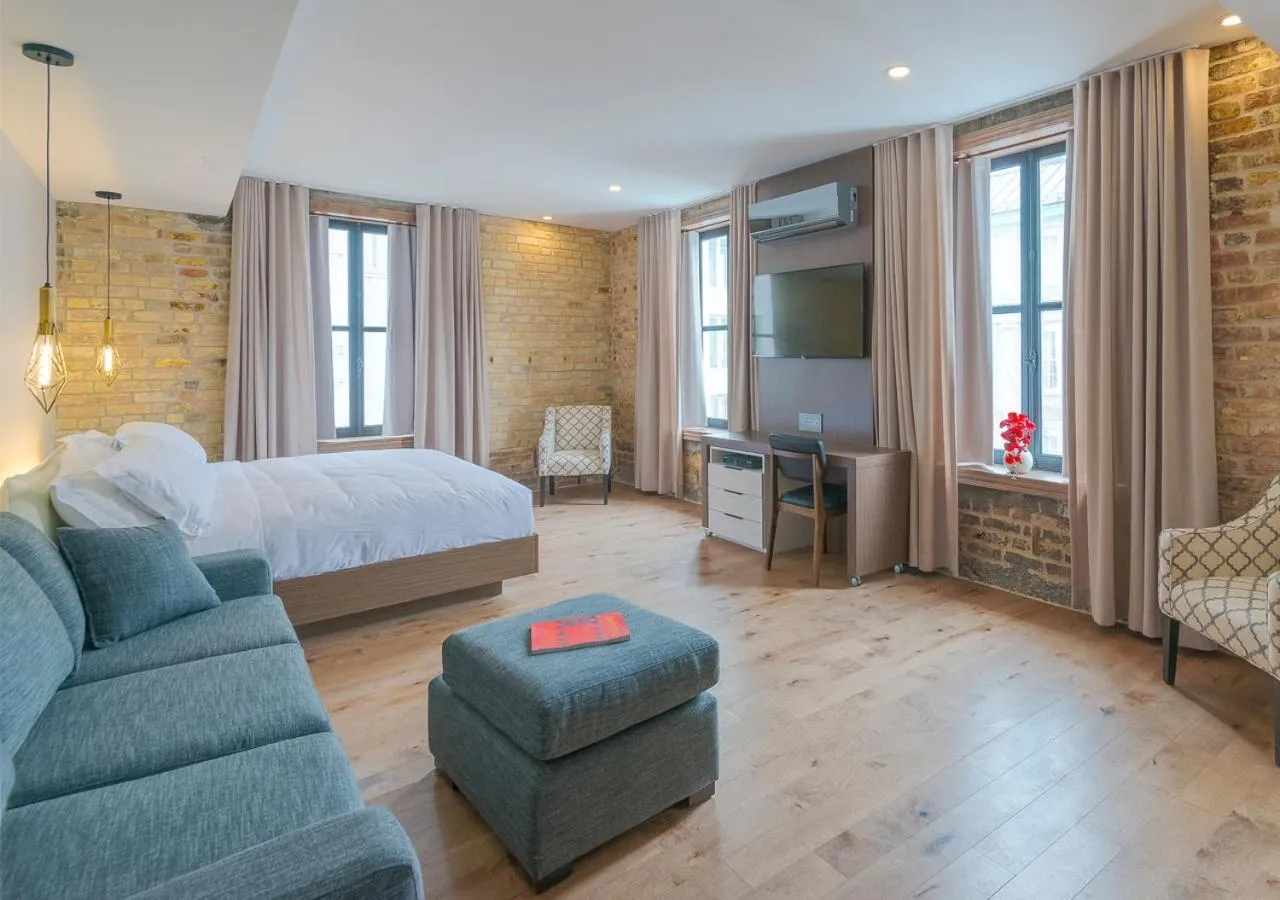 Photo of the whole room, Bed in La Maison Kent - Par Aneyro