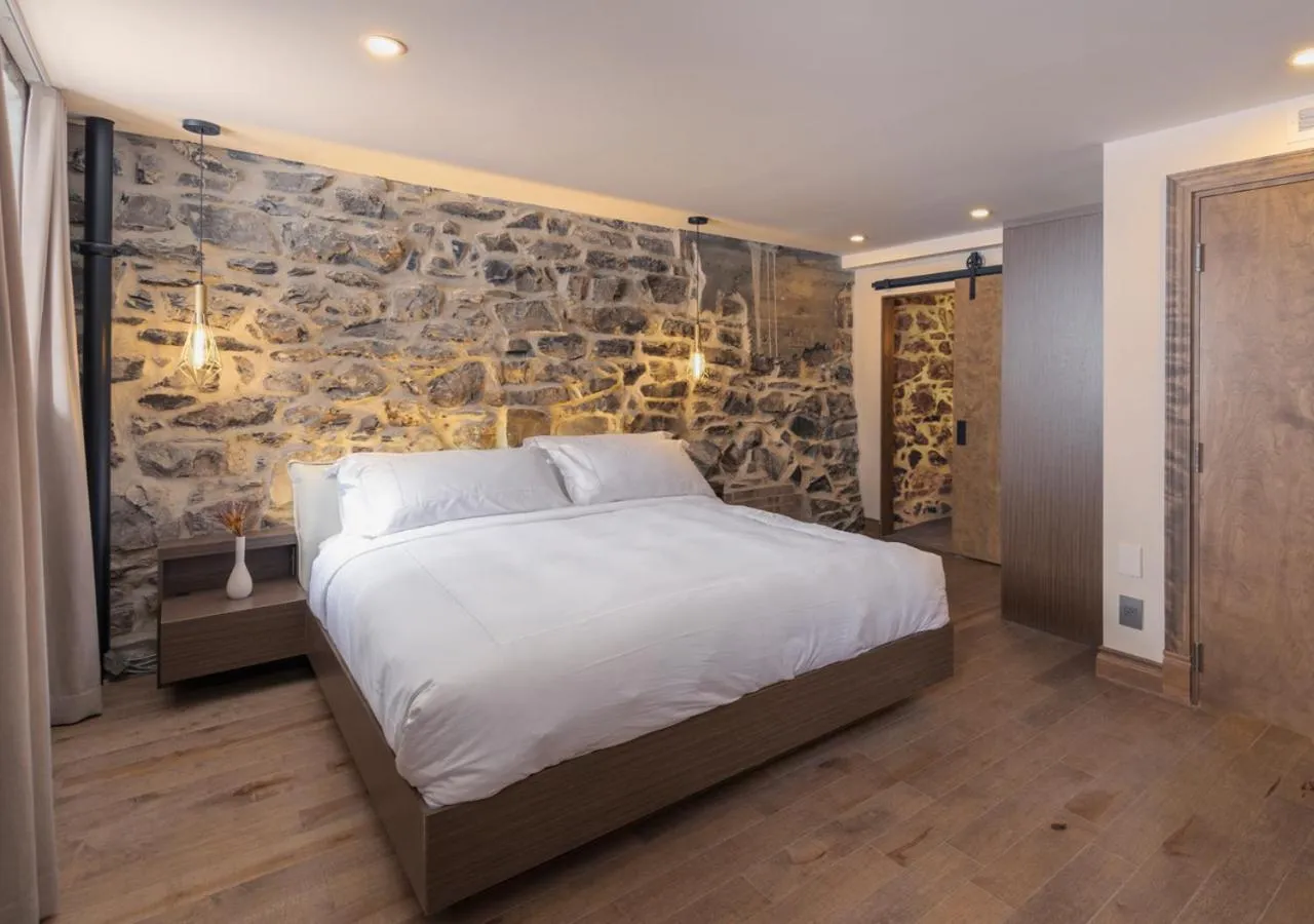 Photo of the whole room, Bed in La Maison Kent - Par Aneyro