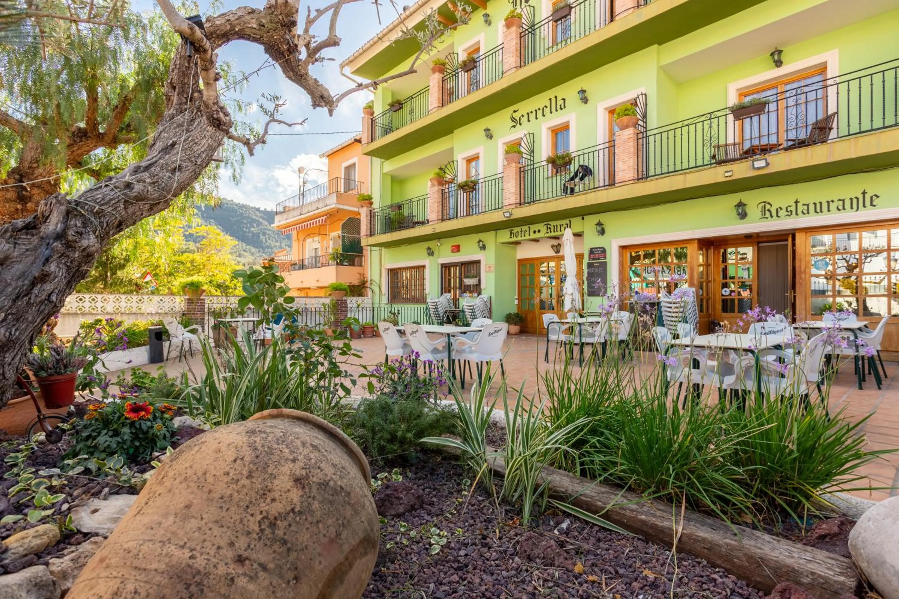 Property building in Hotel Rural Serrella