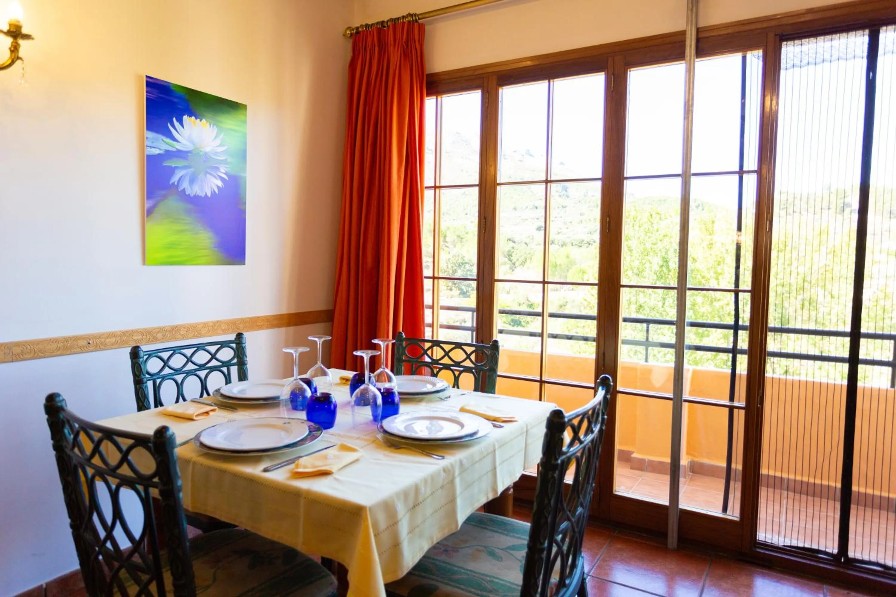 Restaurant/places to eat in Hotel Rural Serrella