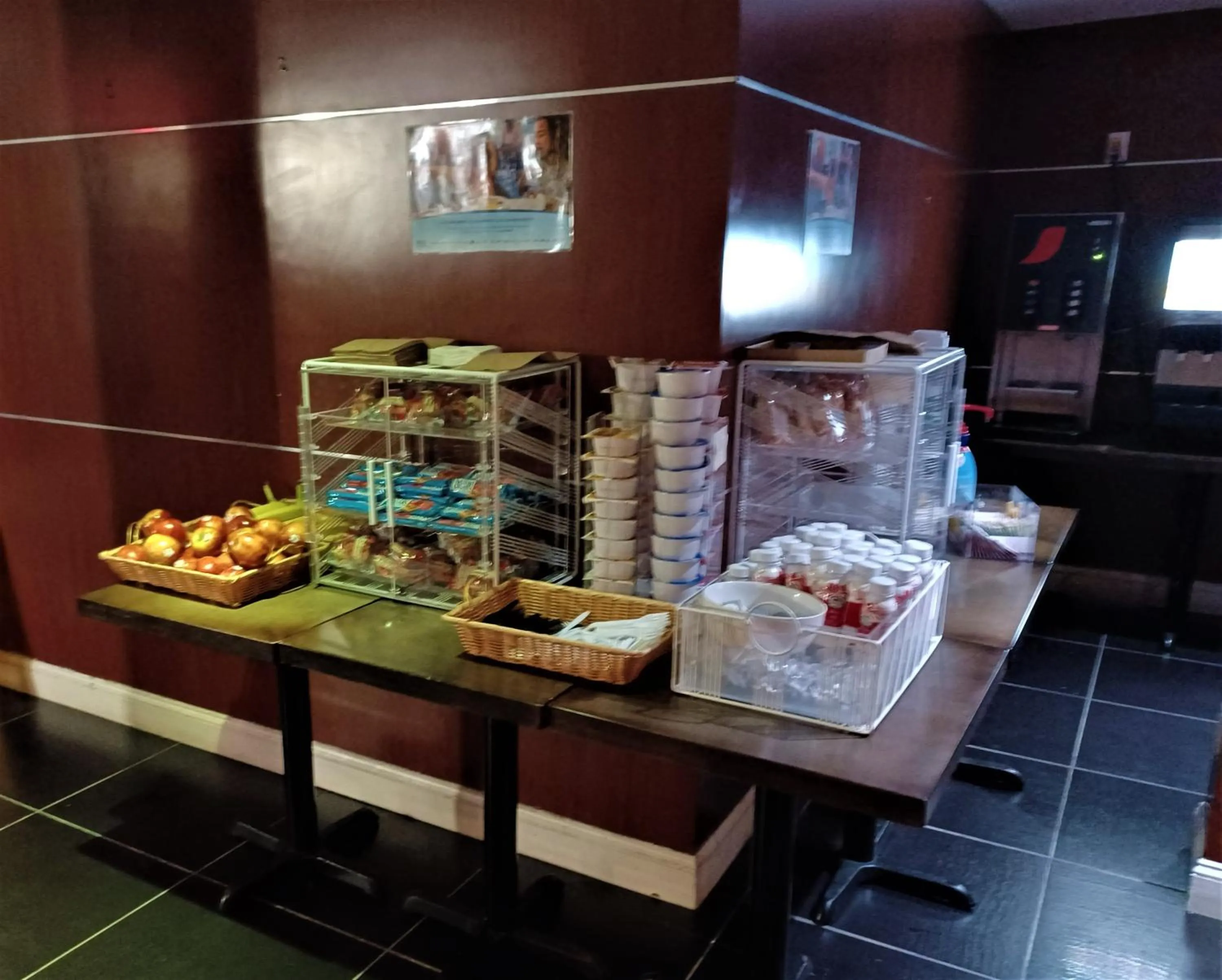 Breakfast, Food in Wyndham Garden Long Island City