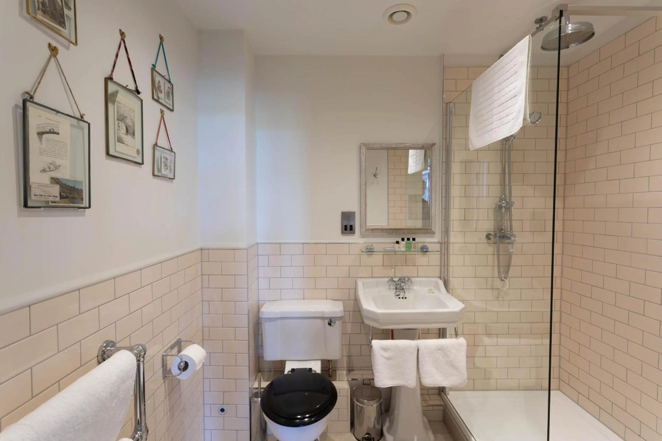 Bathroom in The Boathouse