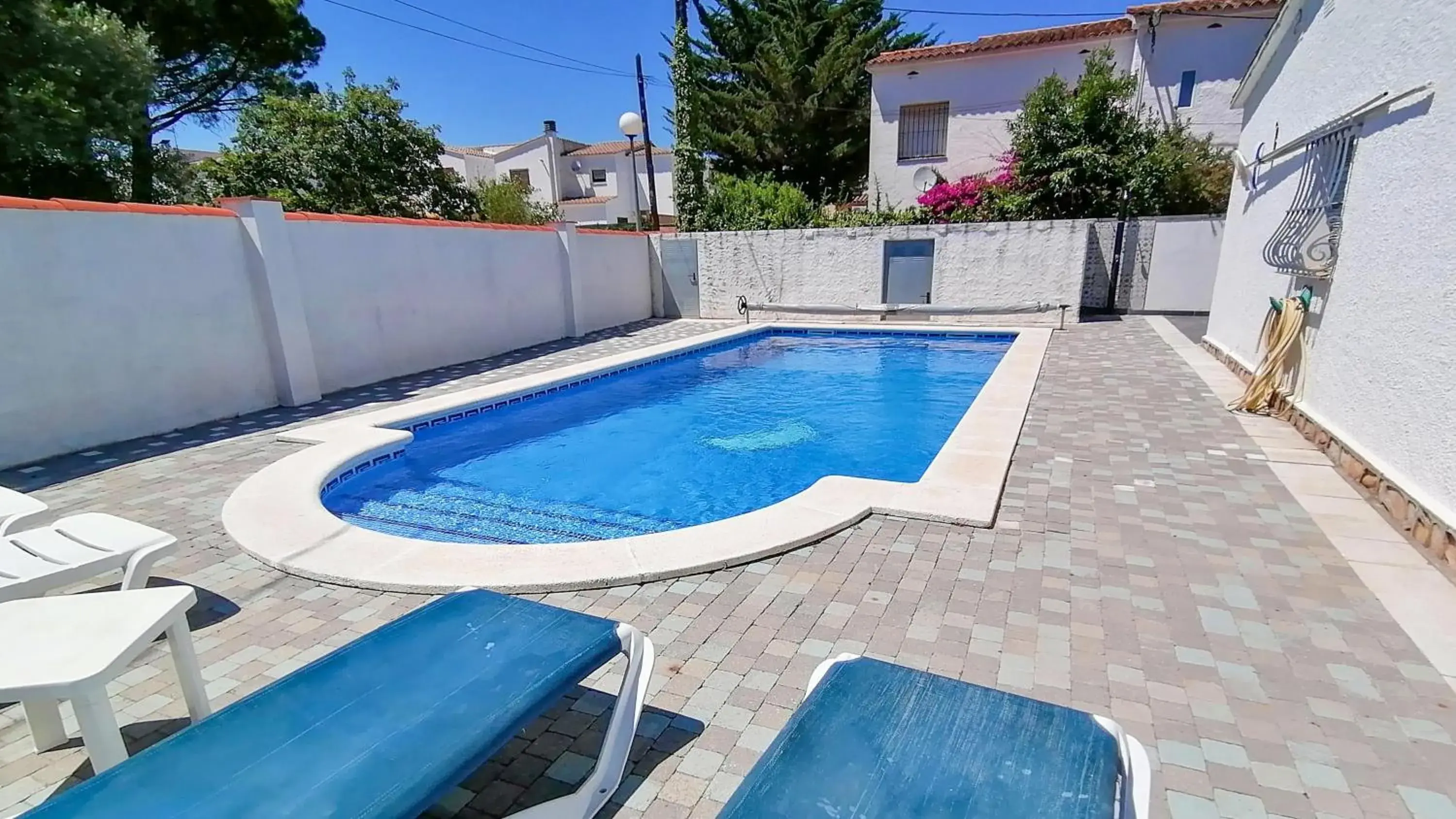 VACAY Villa Bella, piscina, sol y relax! en la Costa Brava, L'Escala! VACAY Villa Bella, piscina, sol y relax! en la Costa Brava, L'Escala!