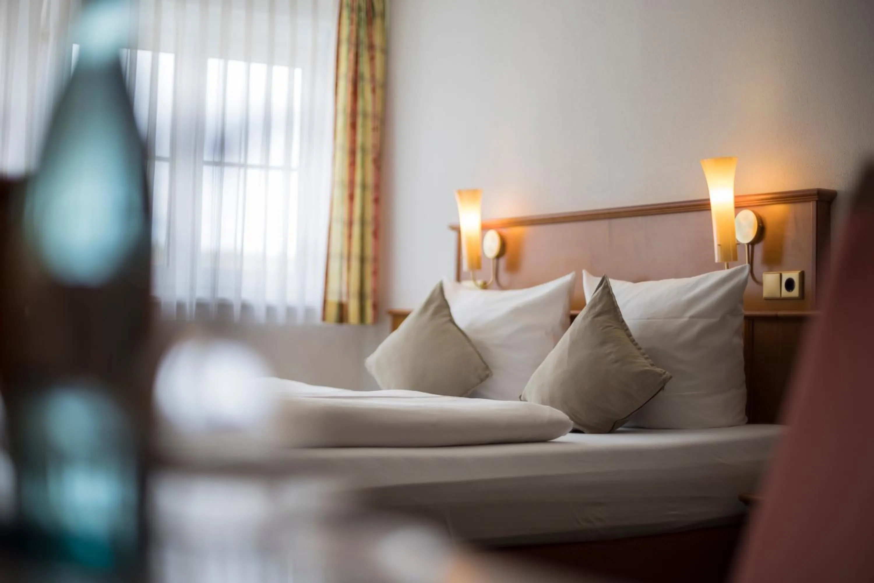 Photo of the whole room, Bed in Widmann's Löwen