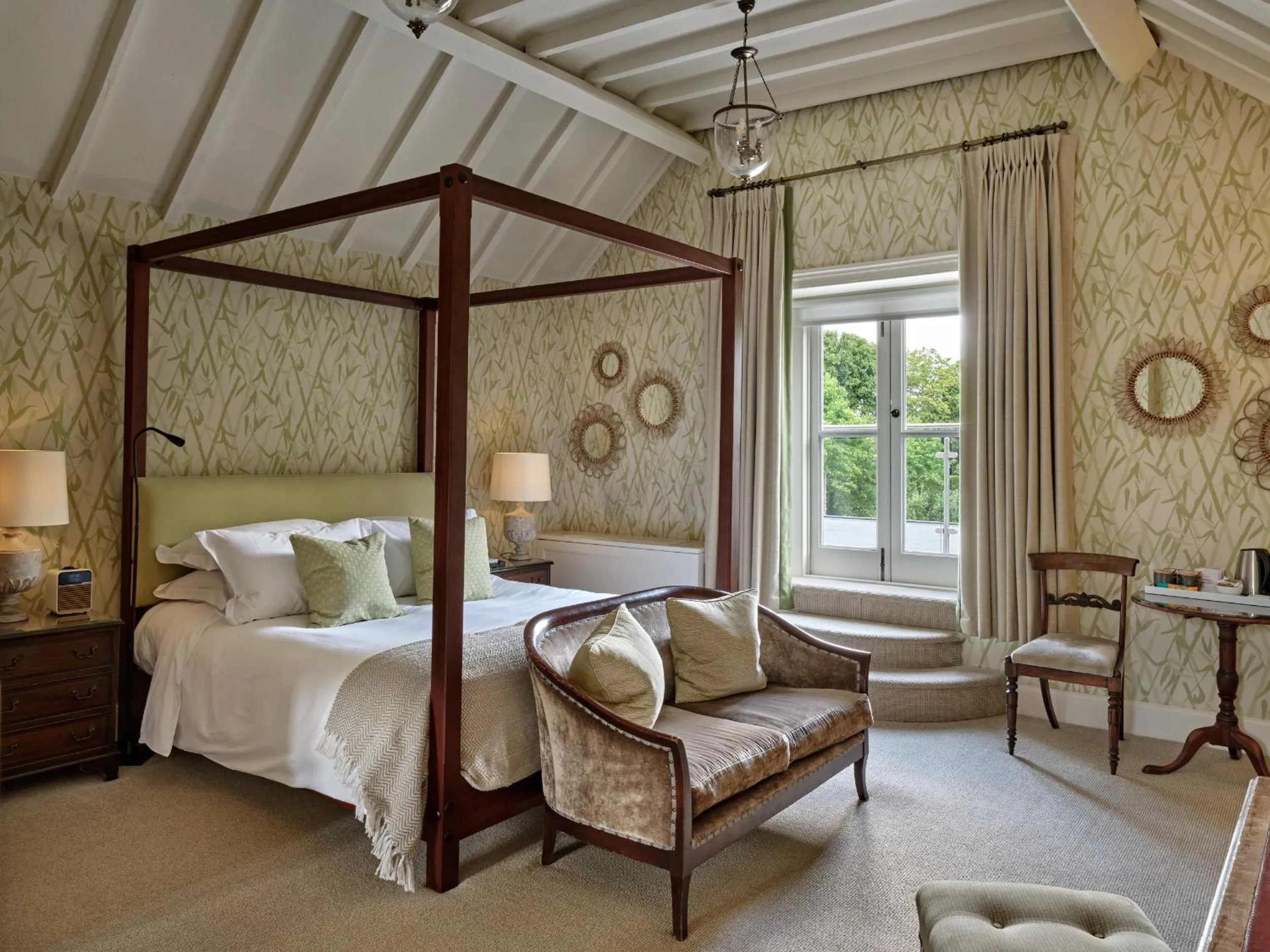 Bedroom, Bed in Dormy House Hotel
