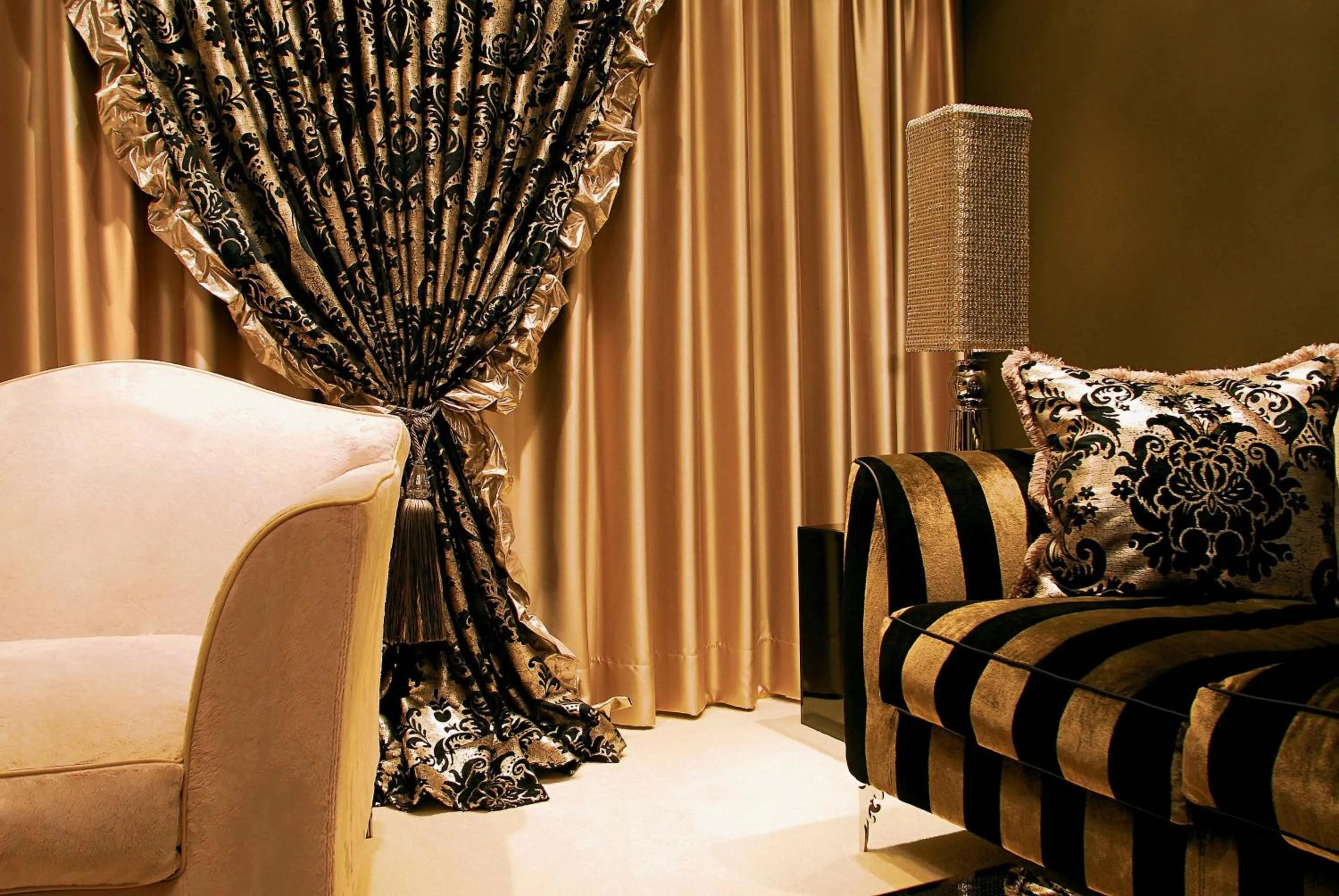 Seating area, Bed in Hotel Marina