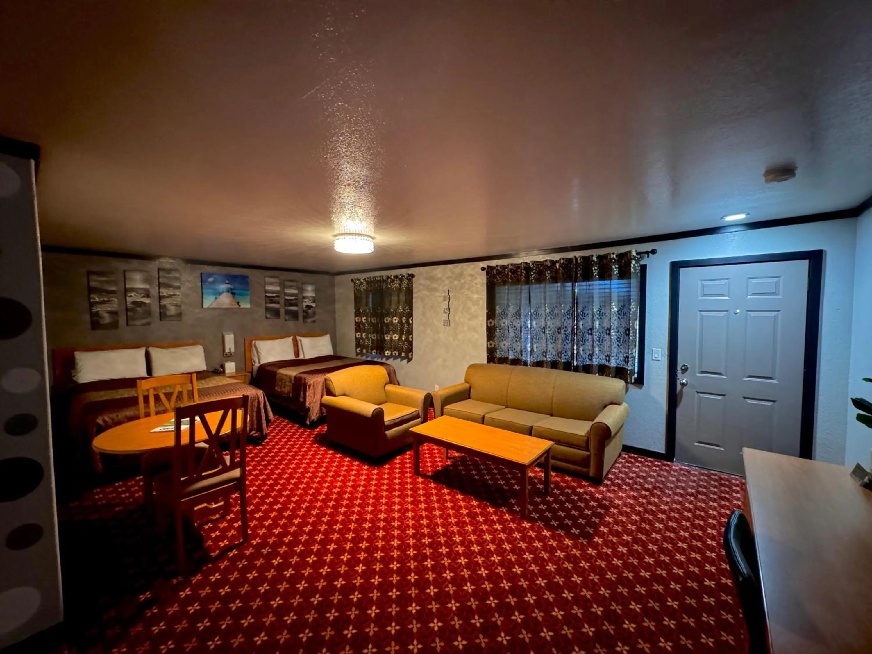 Bed in Cascade Lodge - Central Bend Retreat