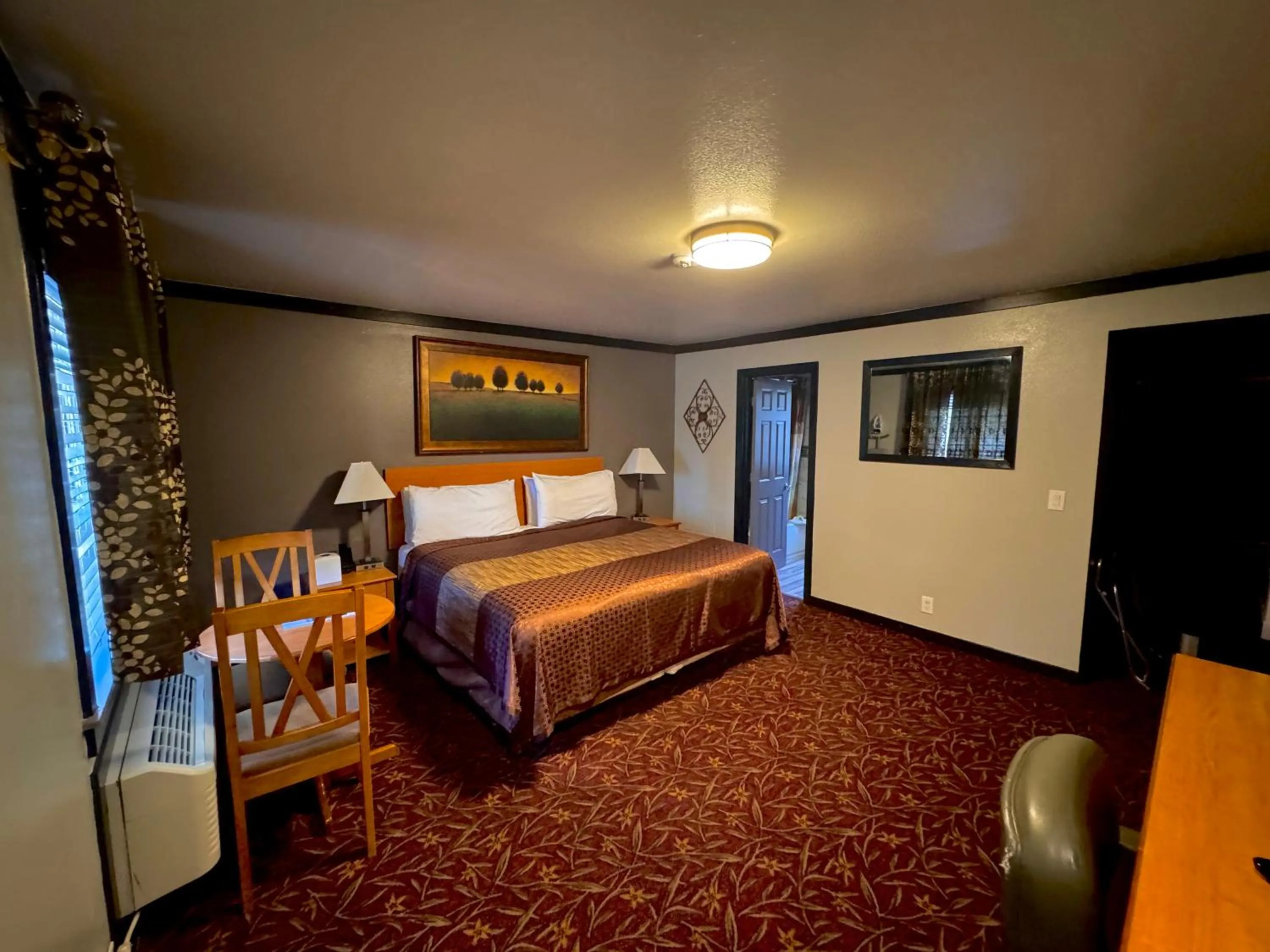 Bed in Cascade Lodge - Central Bend Retreat