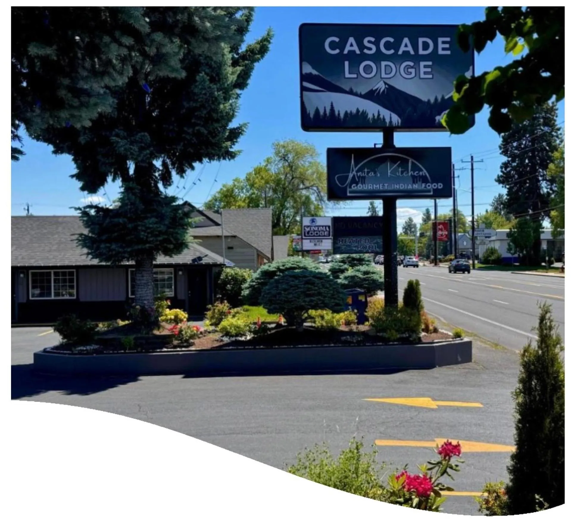 Property building in Cascade Lodge - Central Bend Retreat