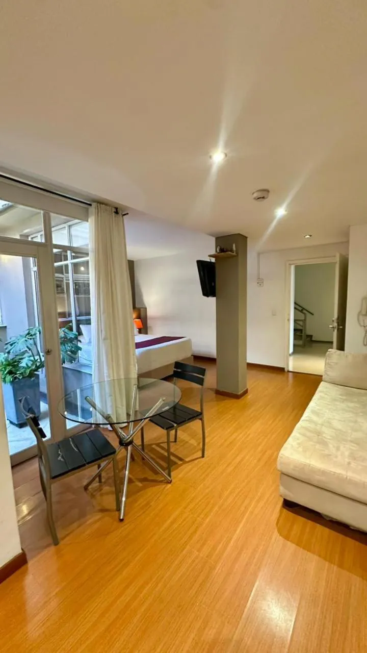 TV and multimedia, Bed in Hotel Juliette Bogota Chapinero