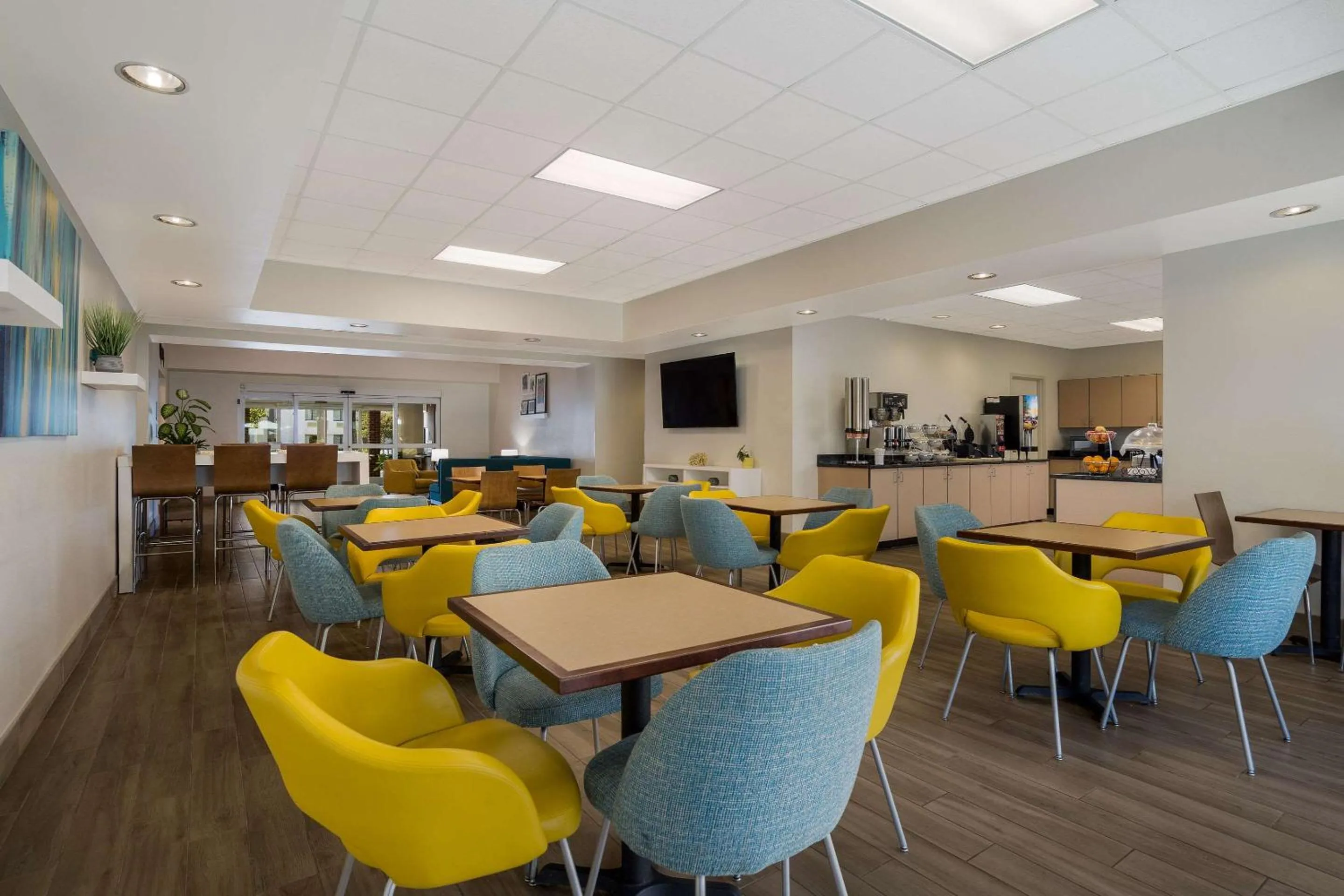 Breakfast in MainStay Suites Wilmington - University Area