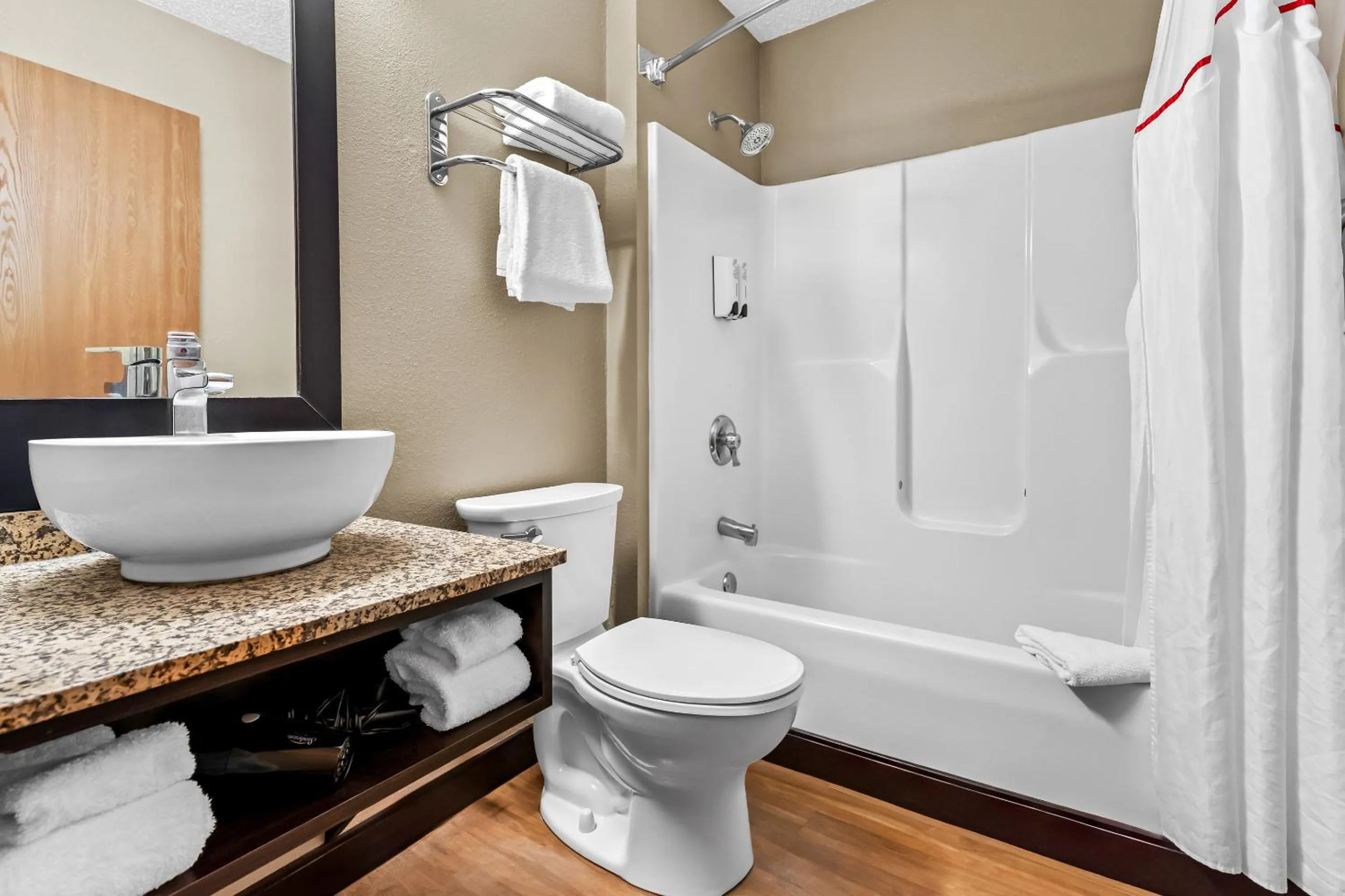 Bathroom in Red Roof Inn PLUS+ & Suites Malone