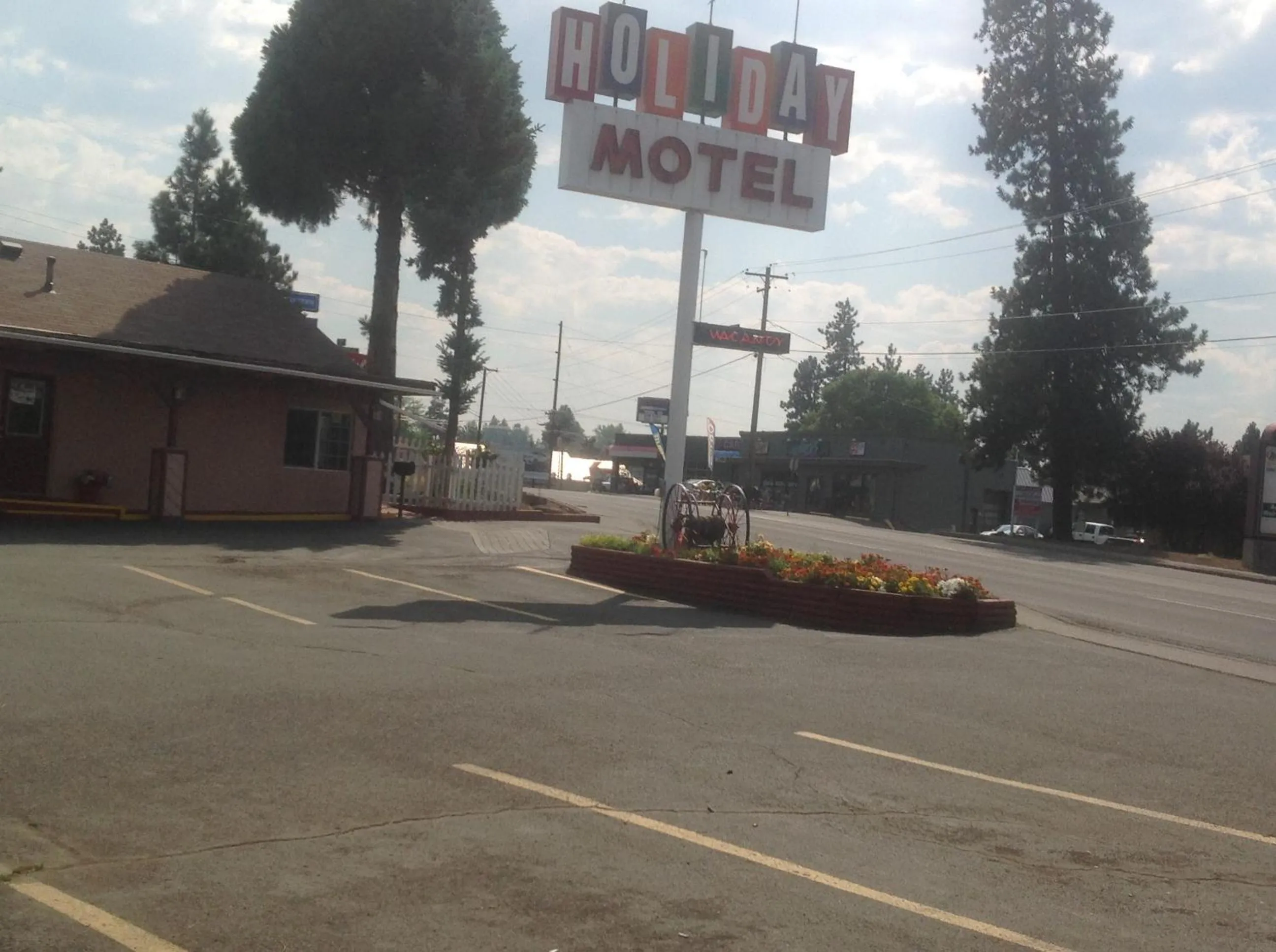 Area and facilities in Holiday Motel Bend