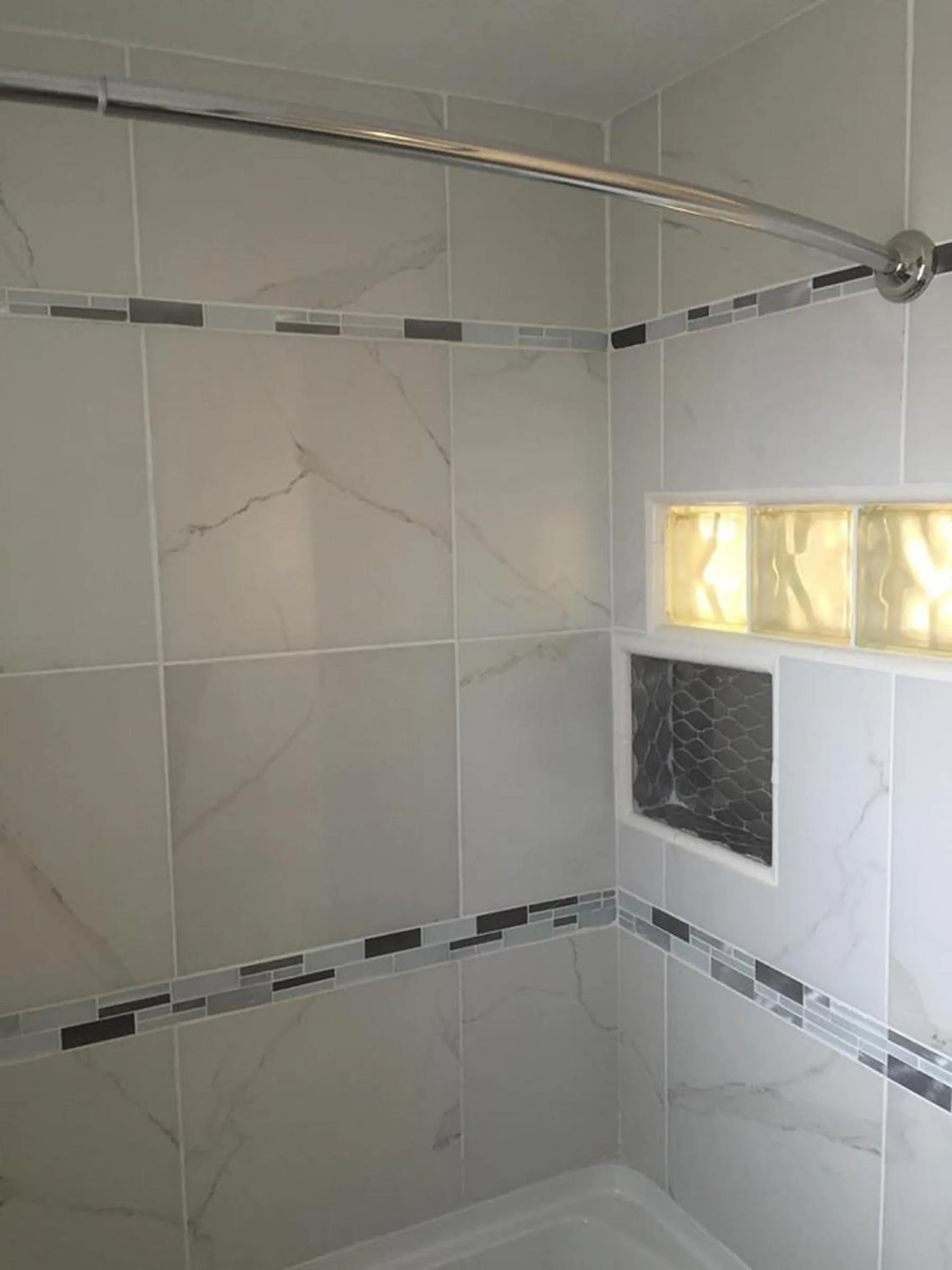 Bathroom in Holiday Motel Bend