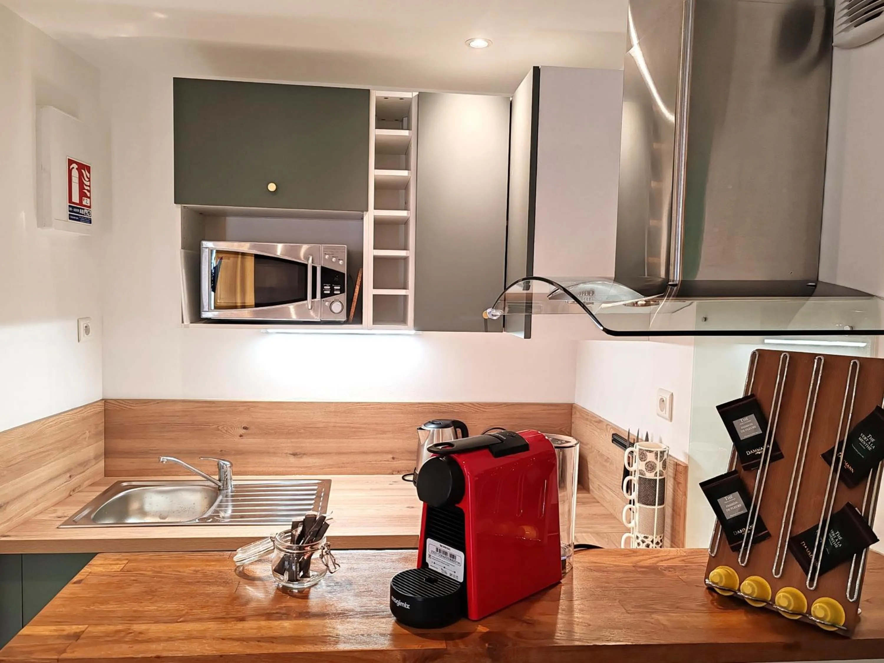 Coffee/tea facilities in L' échafaud - Apparts de standing - Centre historique