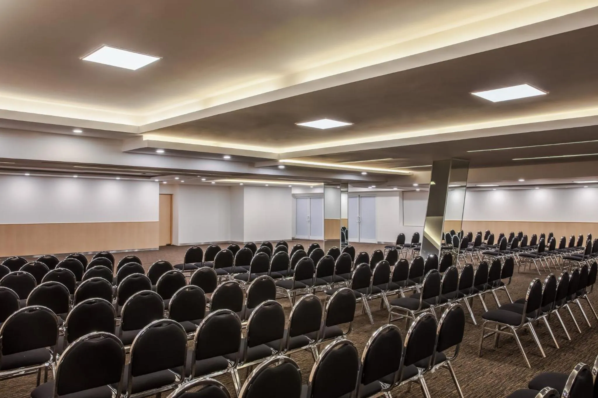 Meeting/conference room in Fiesta Inn San Luis Potosi Glorieta Juarez